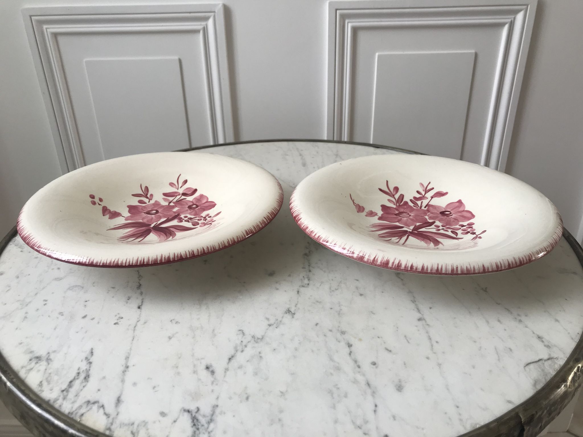 Duo de plats de service longchamp roses années 30-40
