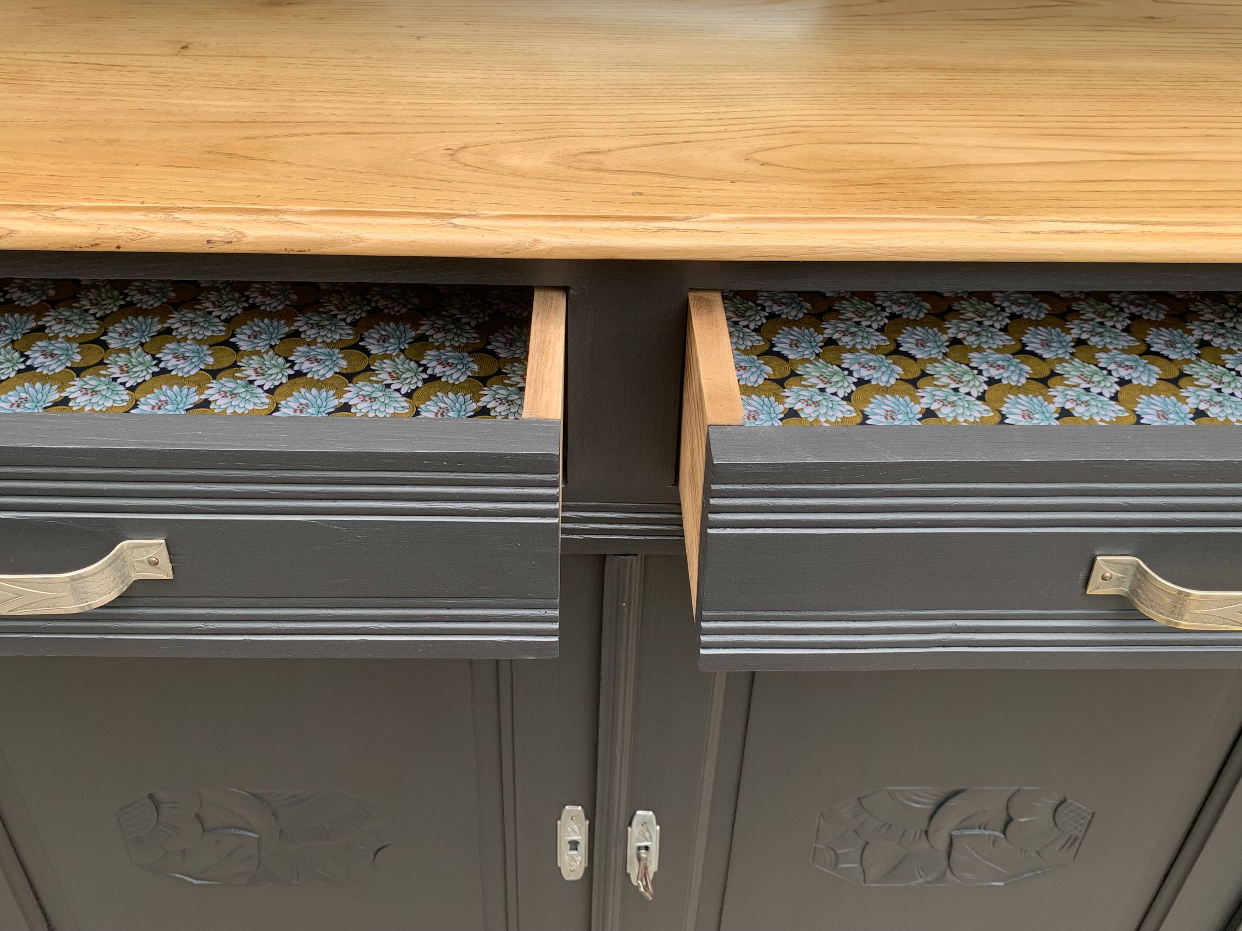 Parisian art deco buffet in solid walnut 1930