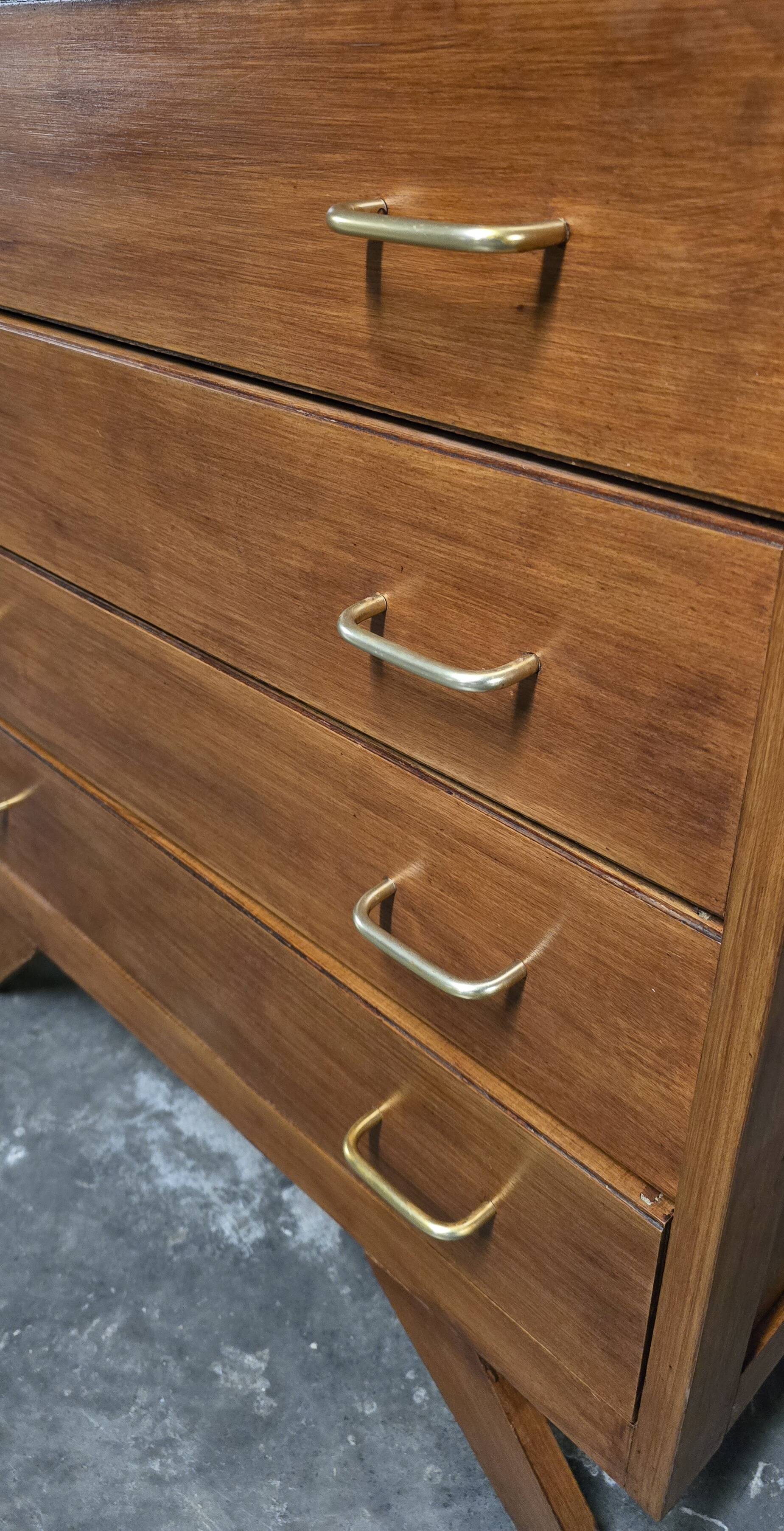 Vintage solid wood chest of drawers – 1950s – tapered legs