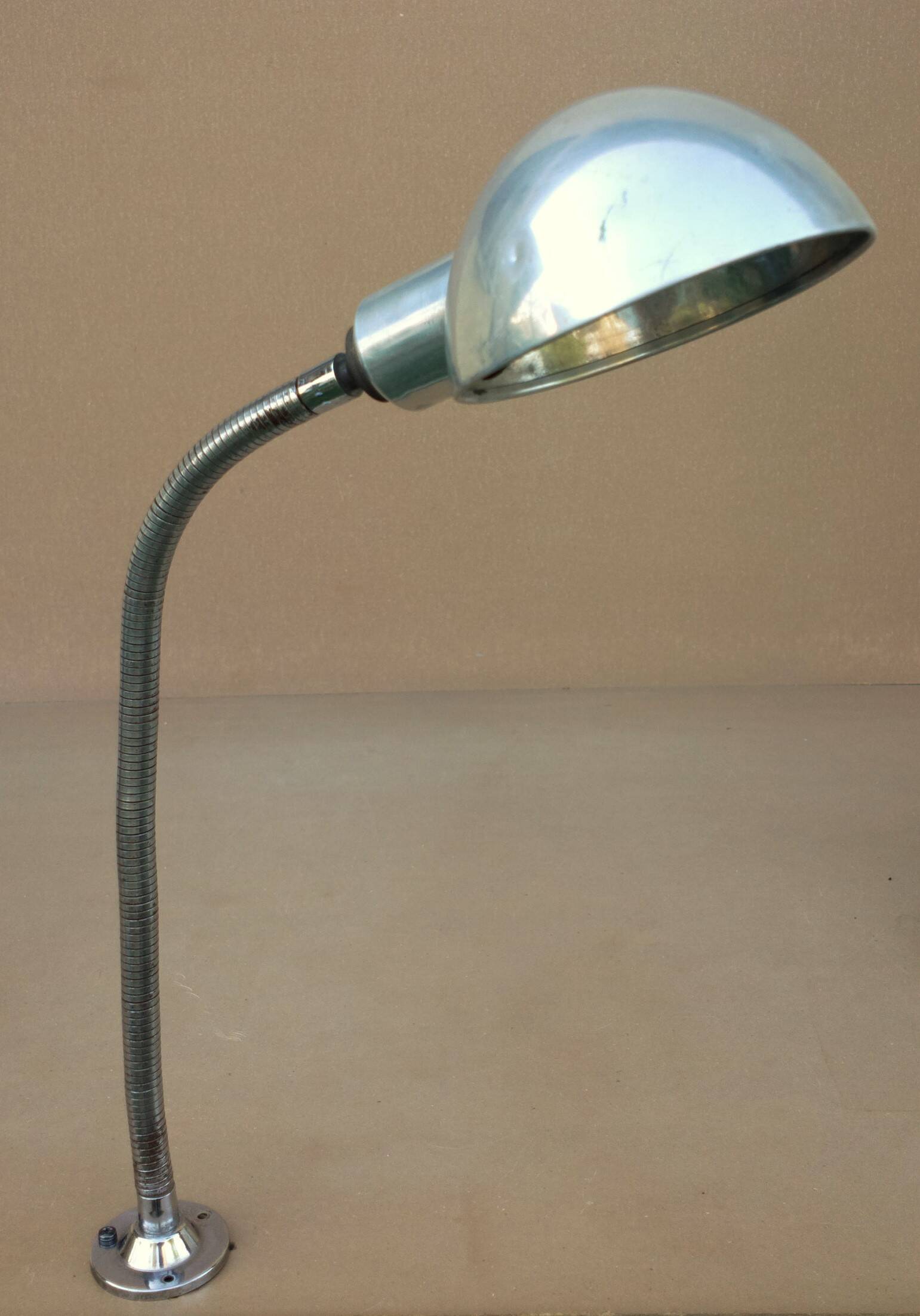 Jumo workshop lamp factory articulated by flexible aluminum vintage old lamp