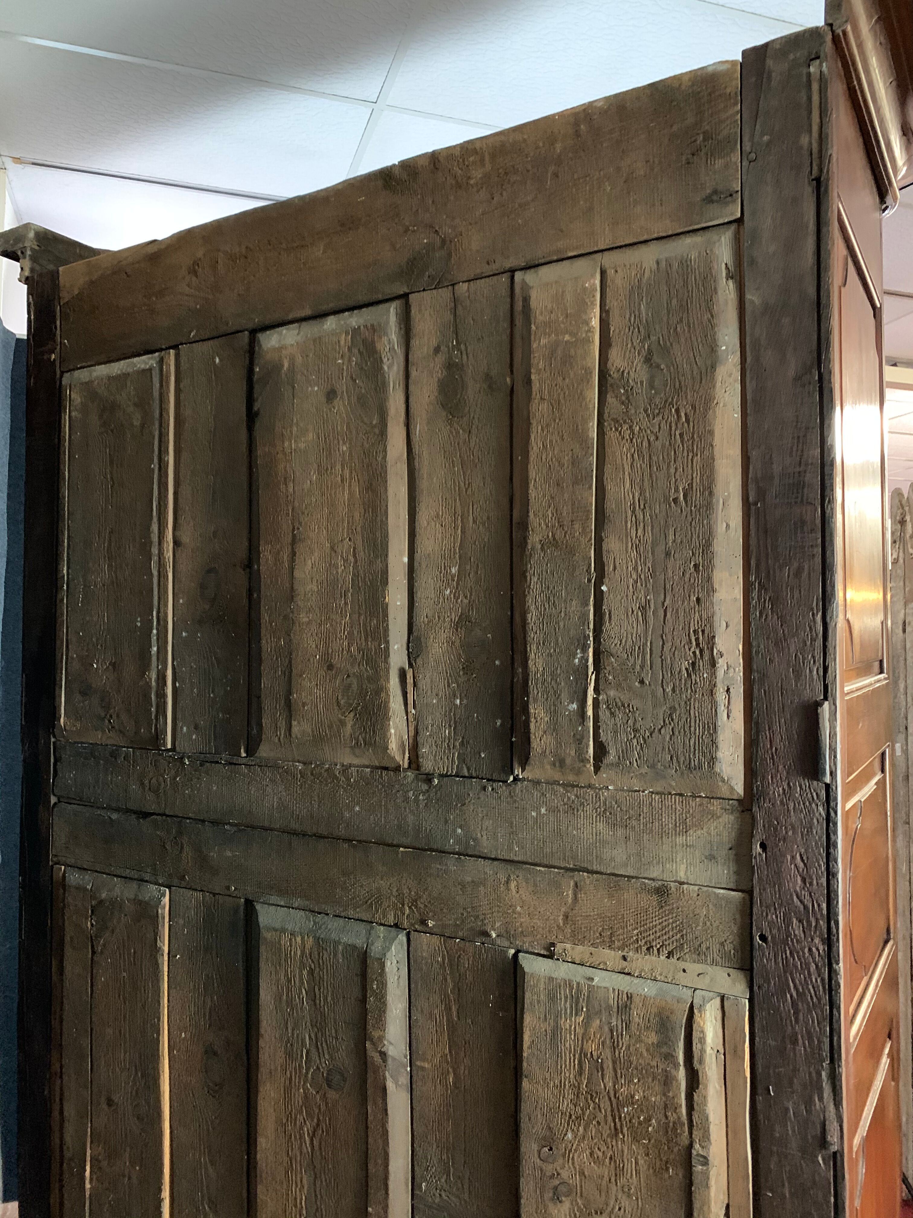 Lyon cabinet era Louis XV walnut