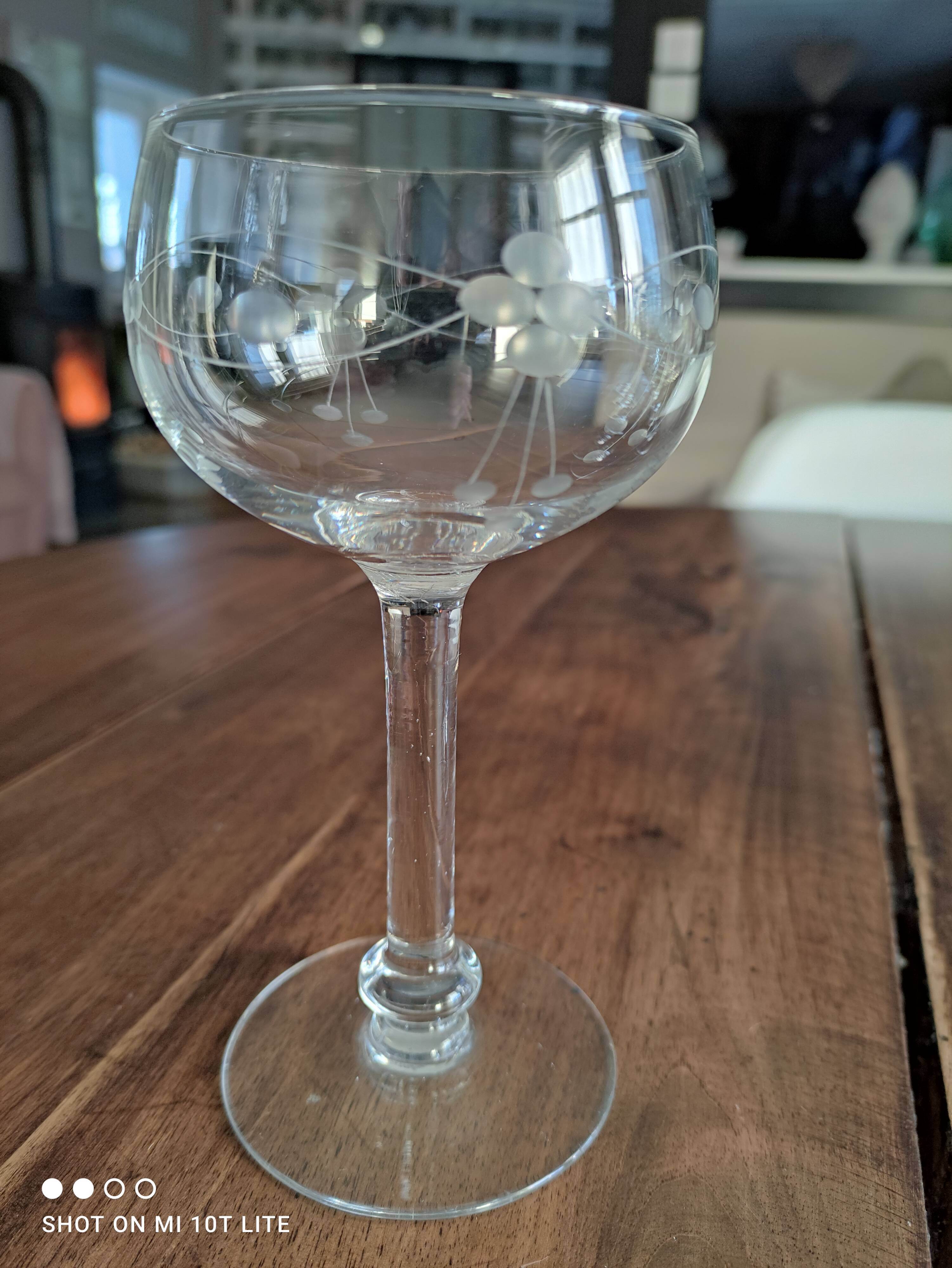 Set of 7 wine glasses drinking crystal balloon chiseled foot hemmed