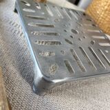 Aluminum trivet