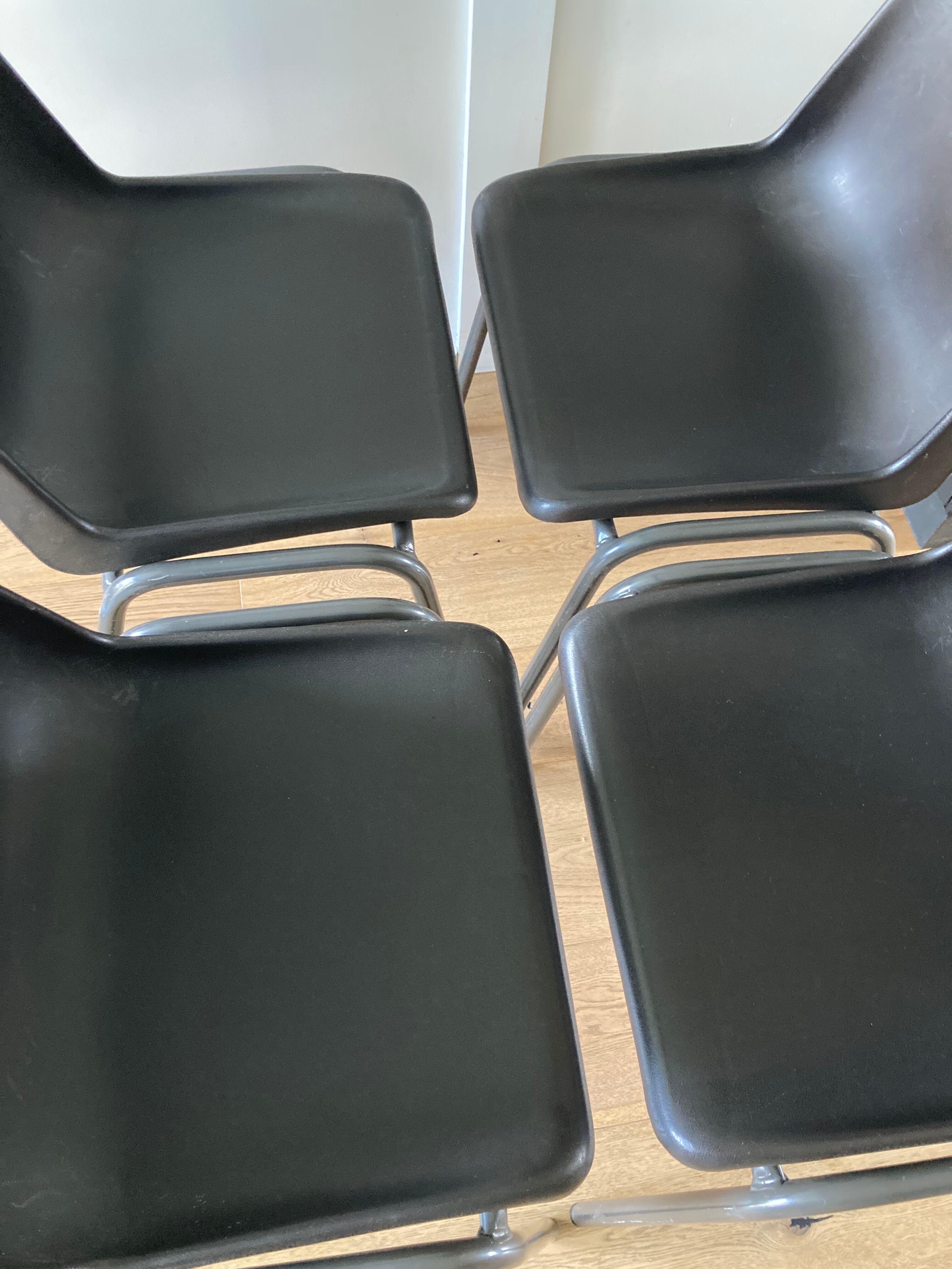 Set of 4 Chairs Unic Design year 90 '