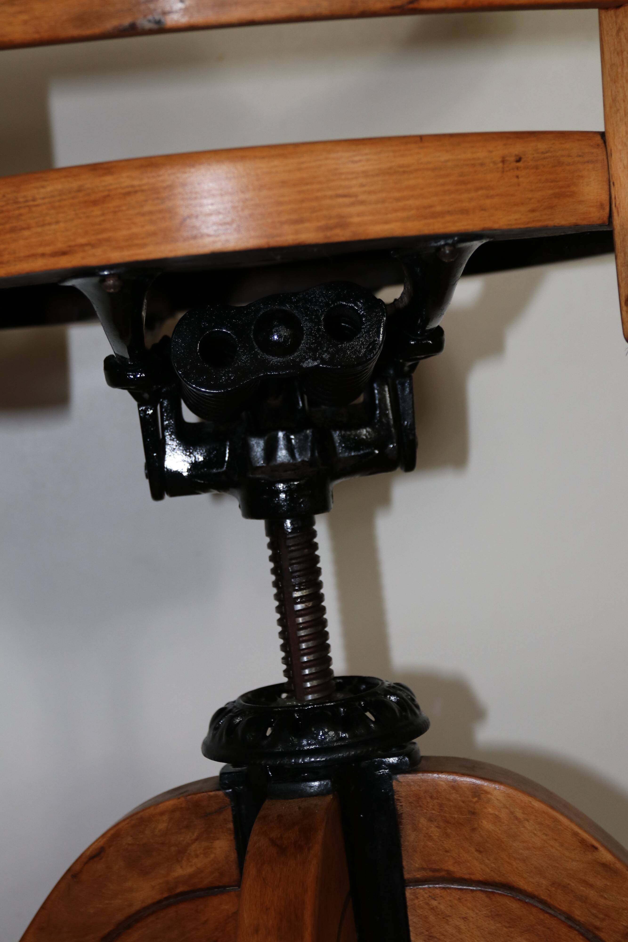 U.S. office armchair