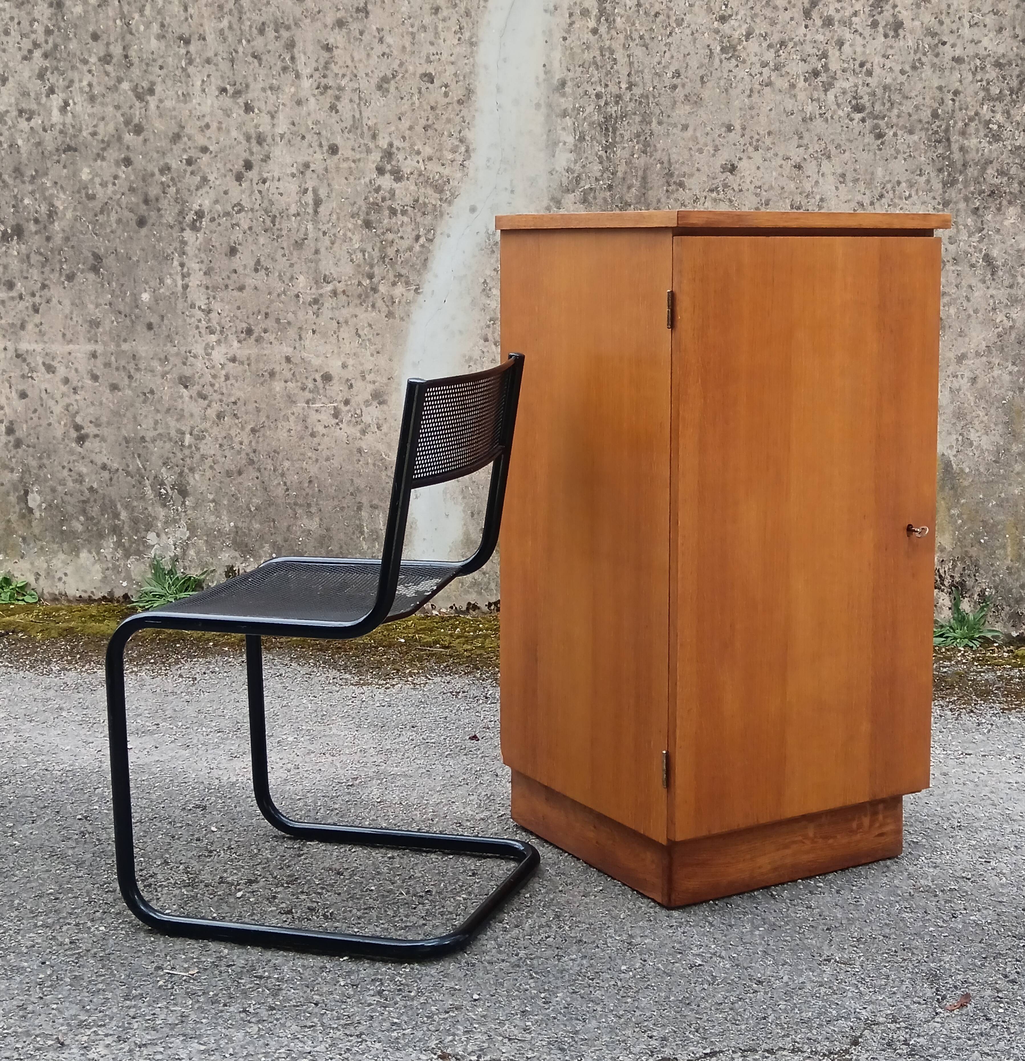 1970s office furniture