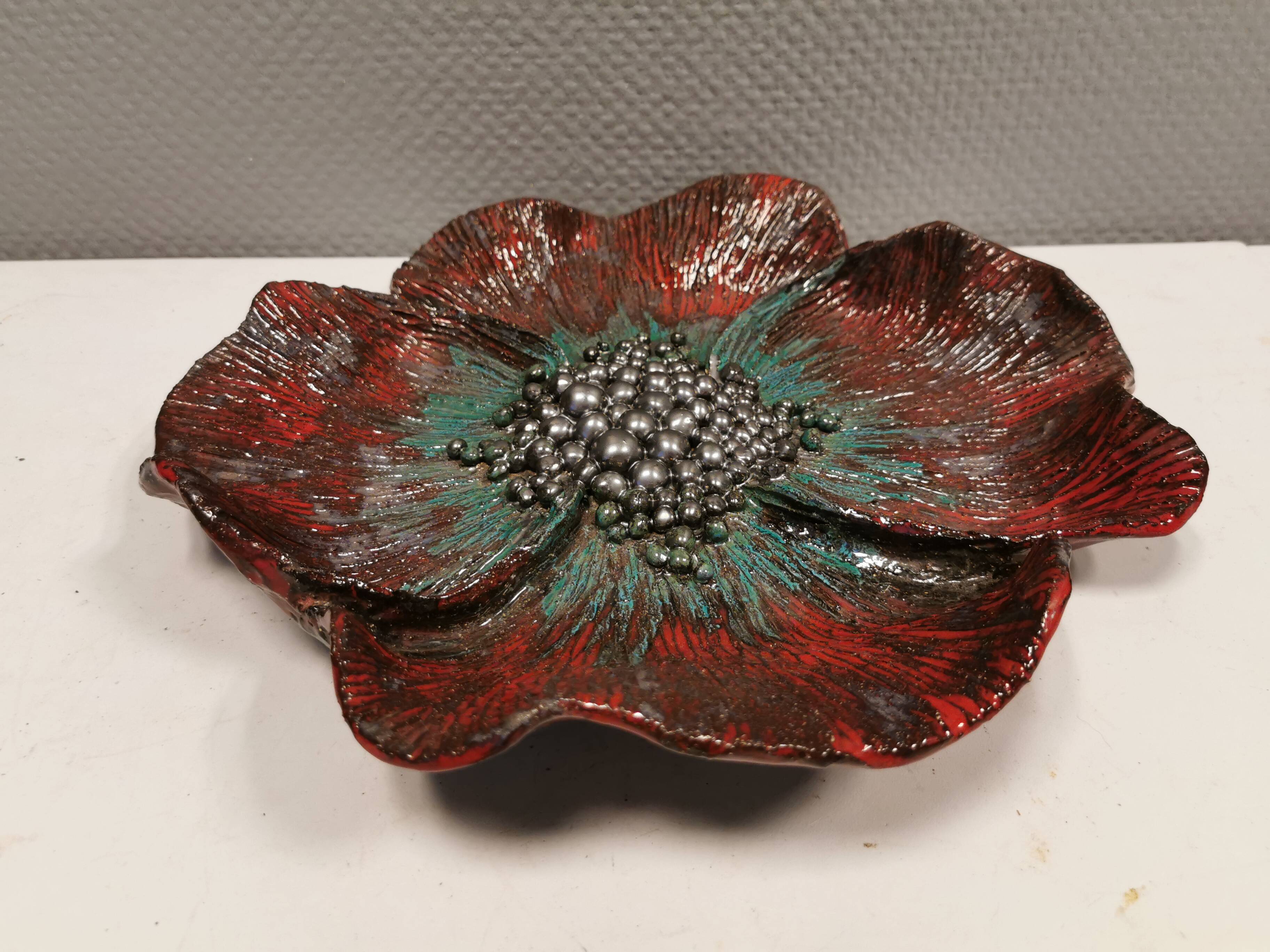 Earthenware dish, in beautiful partial glaze. Made by Sloth keramik Danamrk 1978