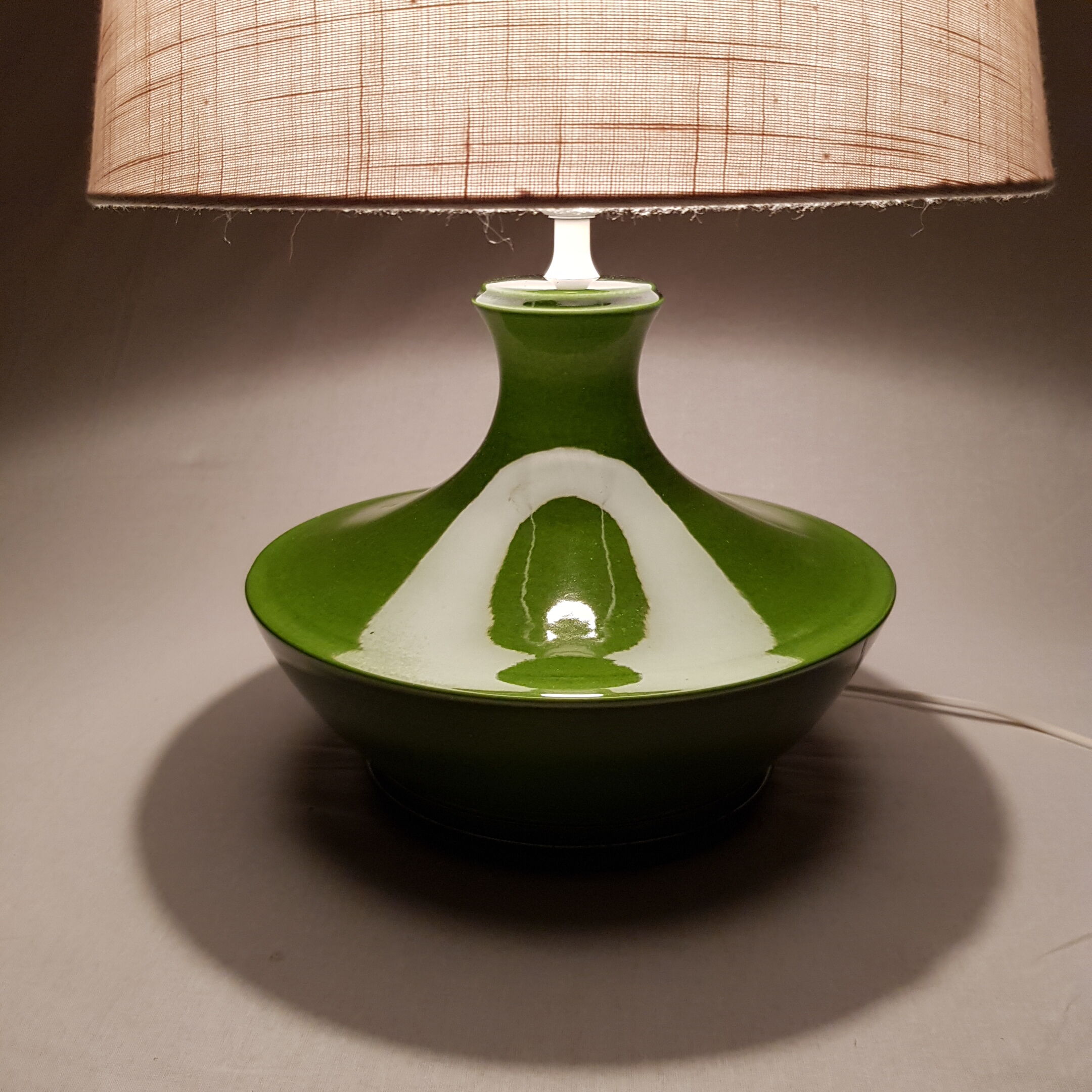 Green ceramic lamp