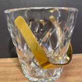 Bucket to refresh, ice bucket in cut crystal and gilded metal