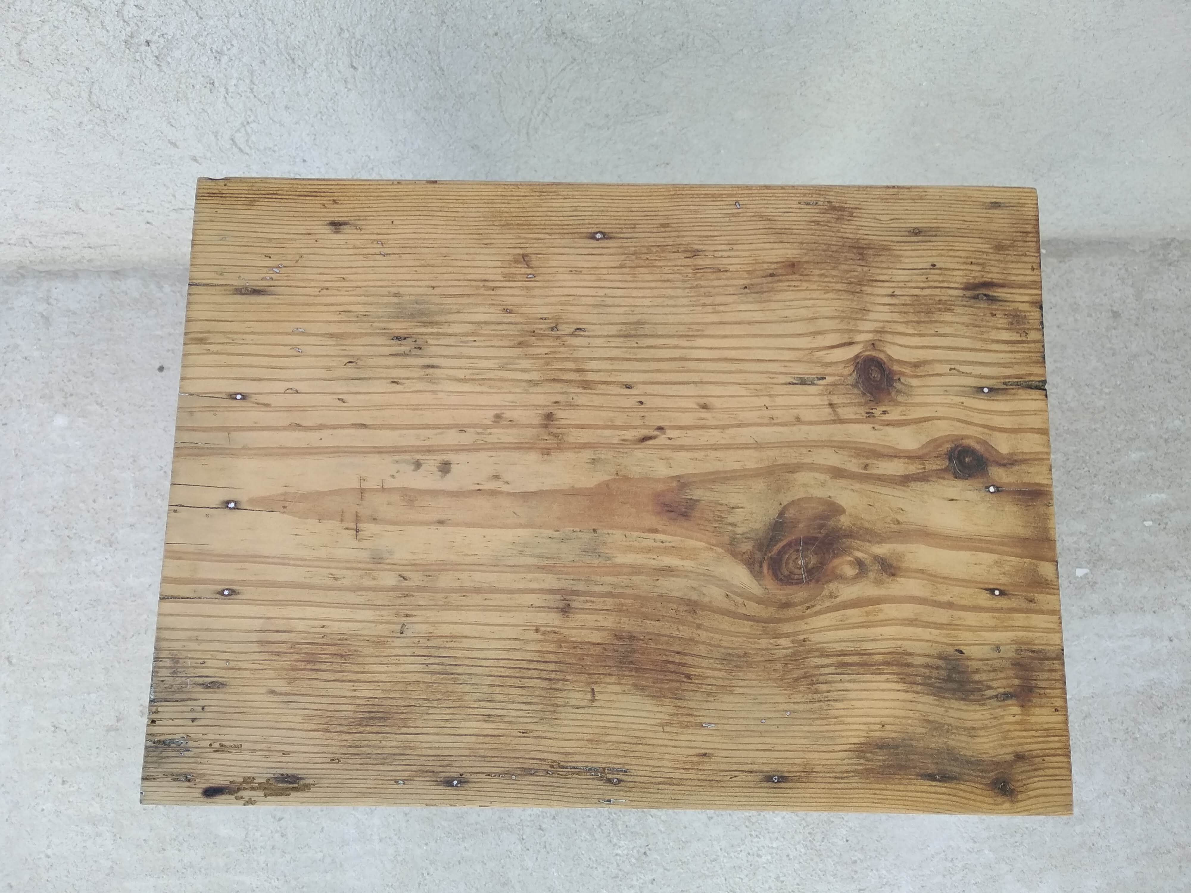 Table de ferme basse patinée