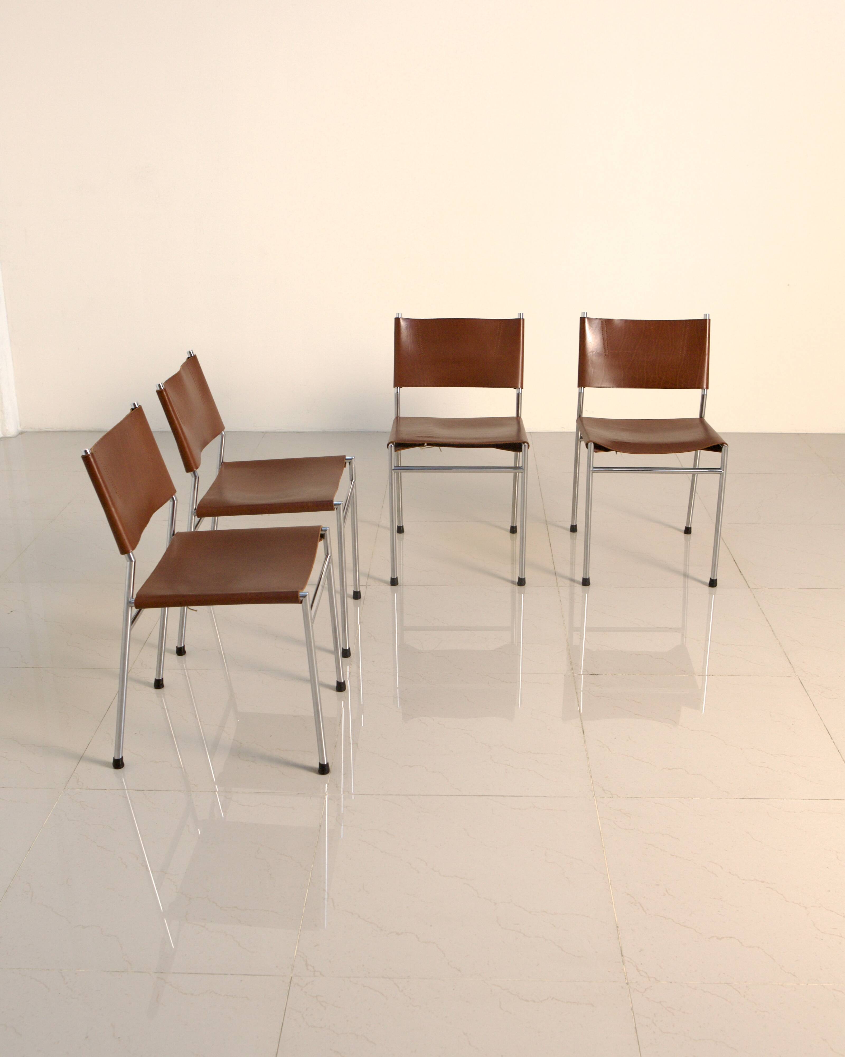 4 "SE06" brown leather chairs by Martin Visser for Spectrum 80's