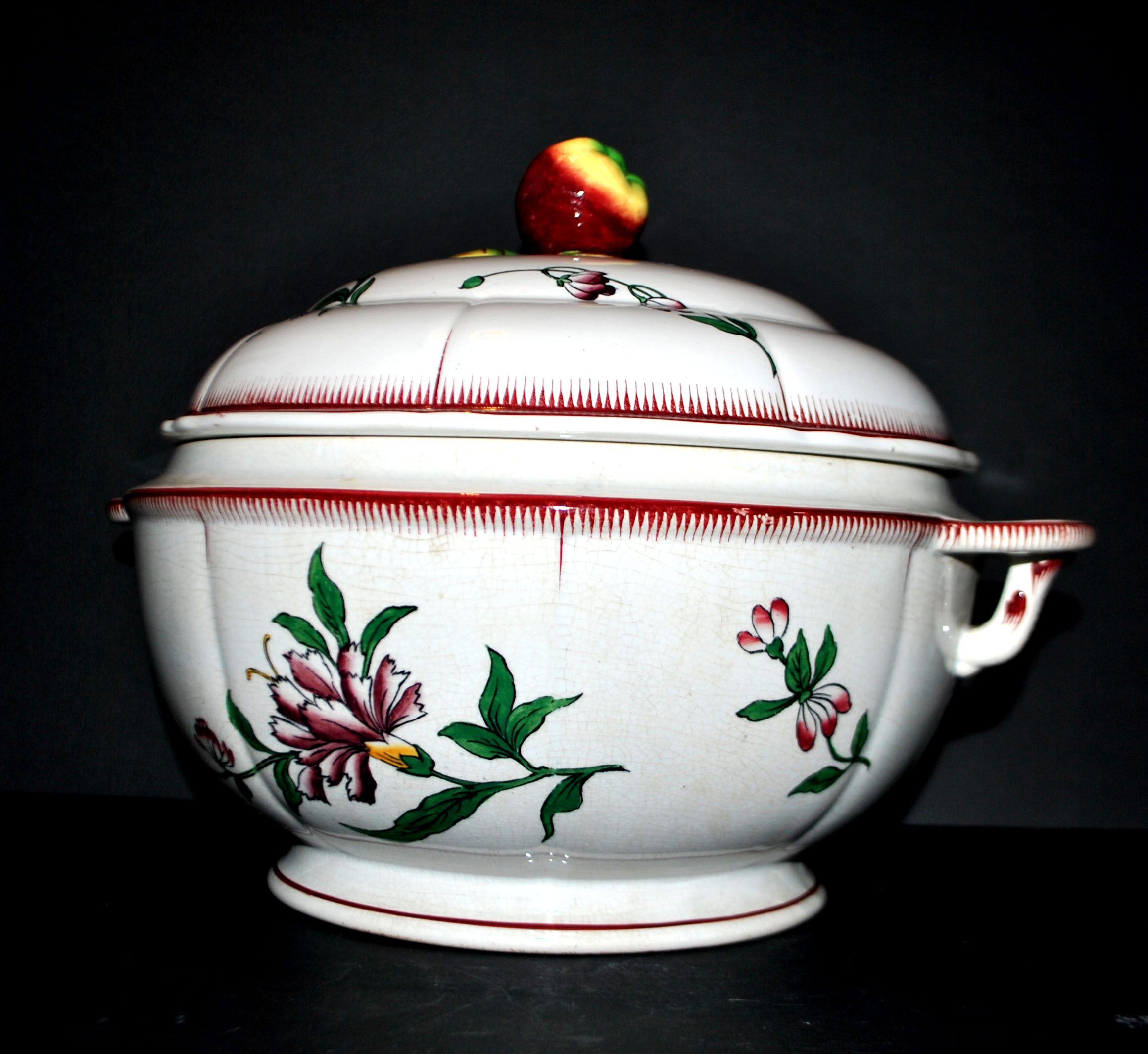 Antique hand-painted earthenware tureen from Vieux Strasbourg Sarreguemines