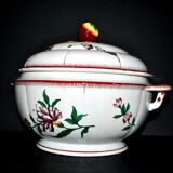 Antique hand-painted earthenware tureen from Vieux Strasbourg Sarreguemines