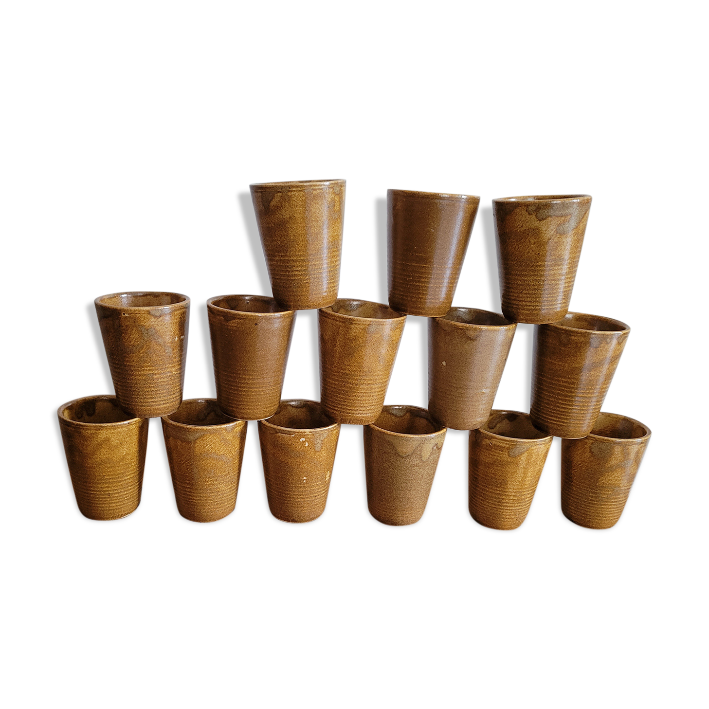 14 cups Digoin sandstone