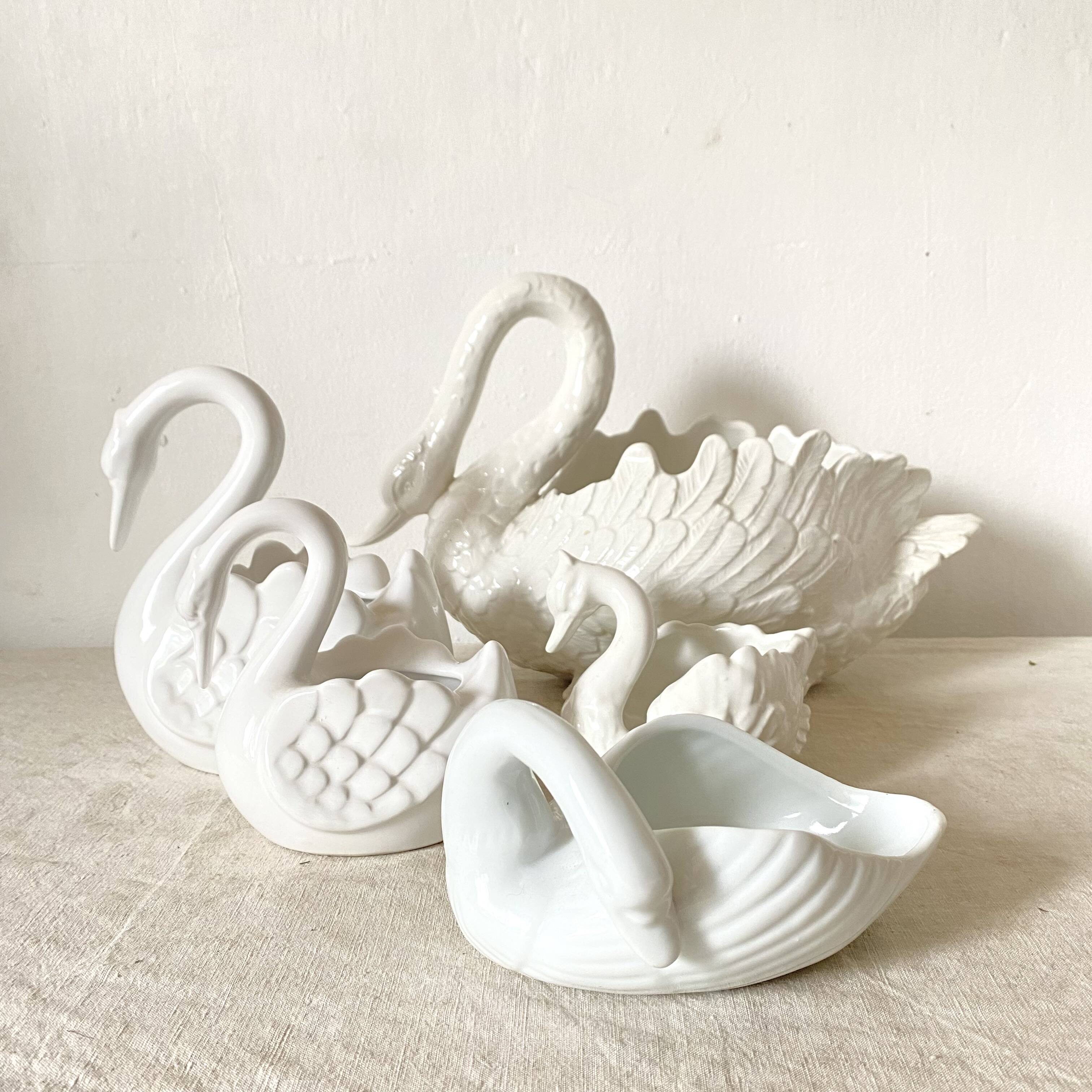 Large ceramic swan planter Bassano Italy