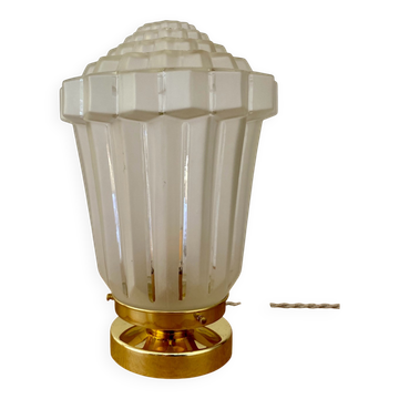 Vintage art deco globe table lamp in frosted glass