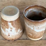 2 mugs en grès de Roger Jacques