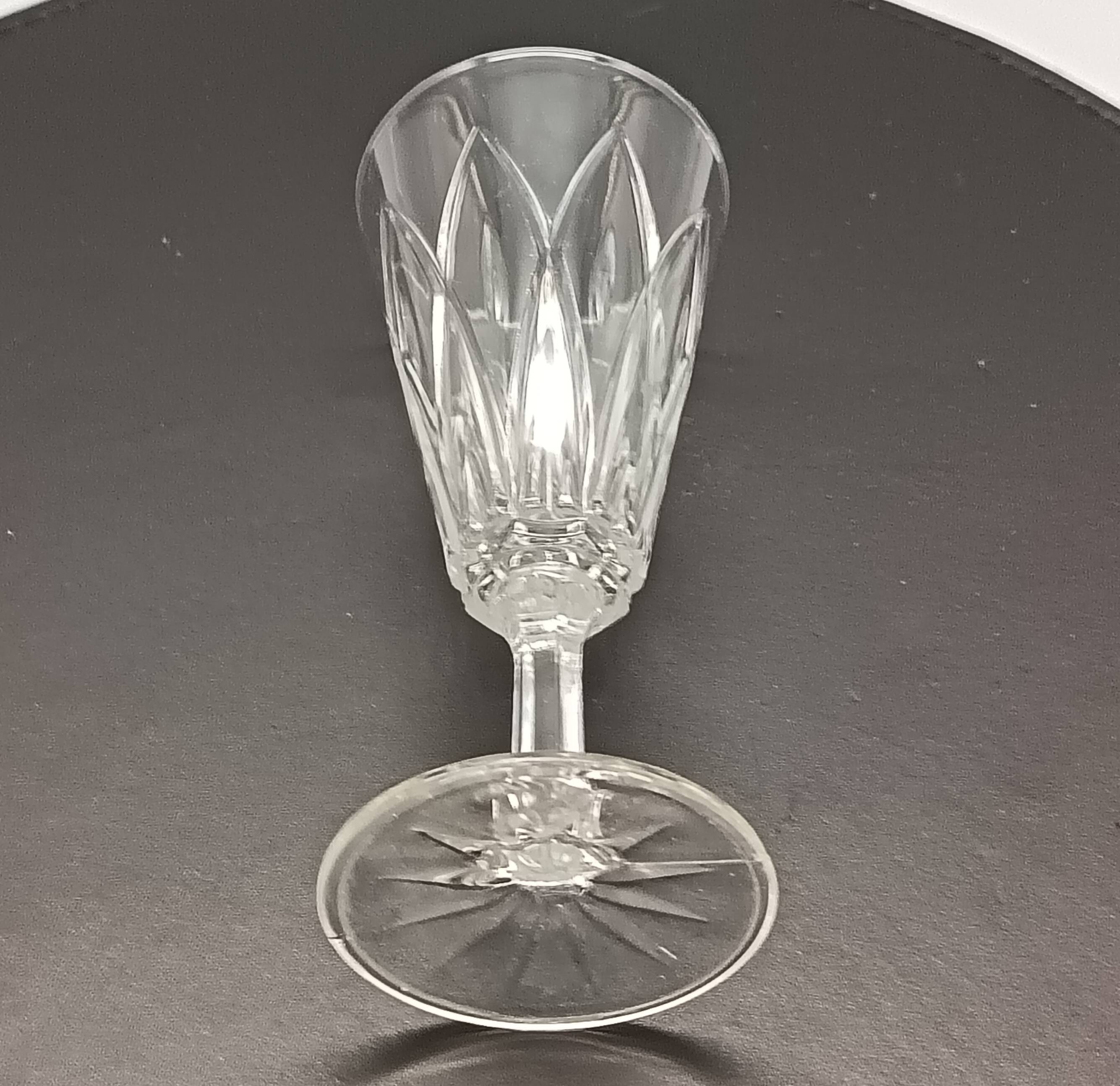 8 flutes champagne transparent glass vintage vmc reims france