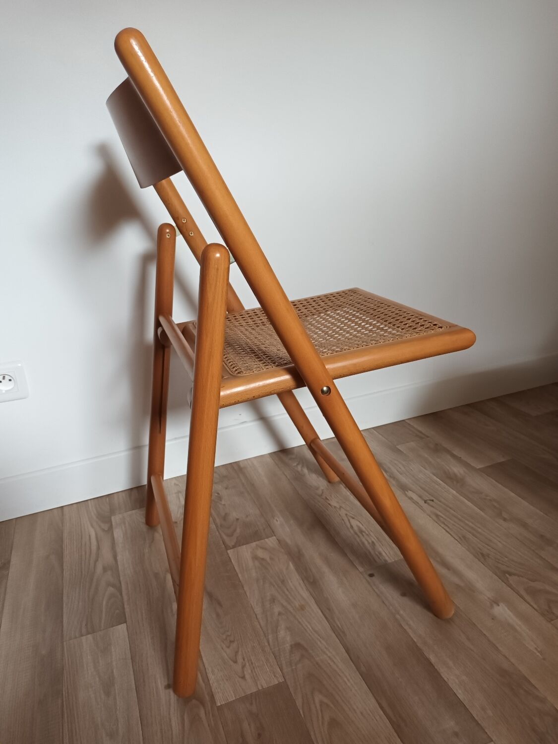 Folding chair