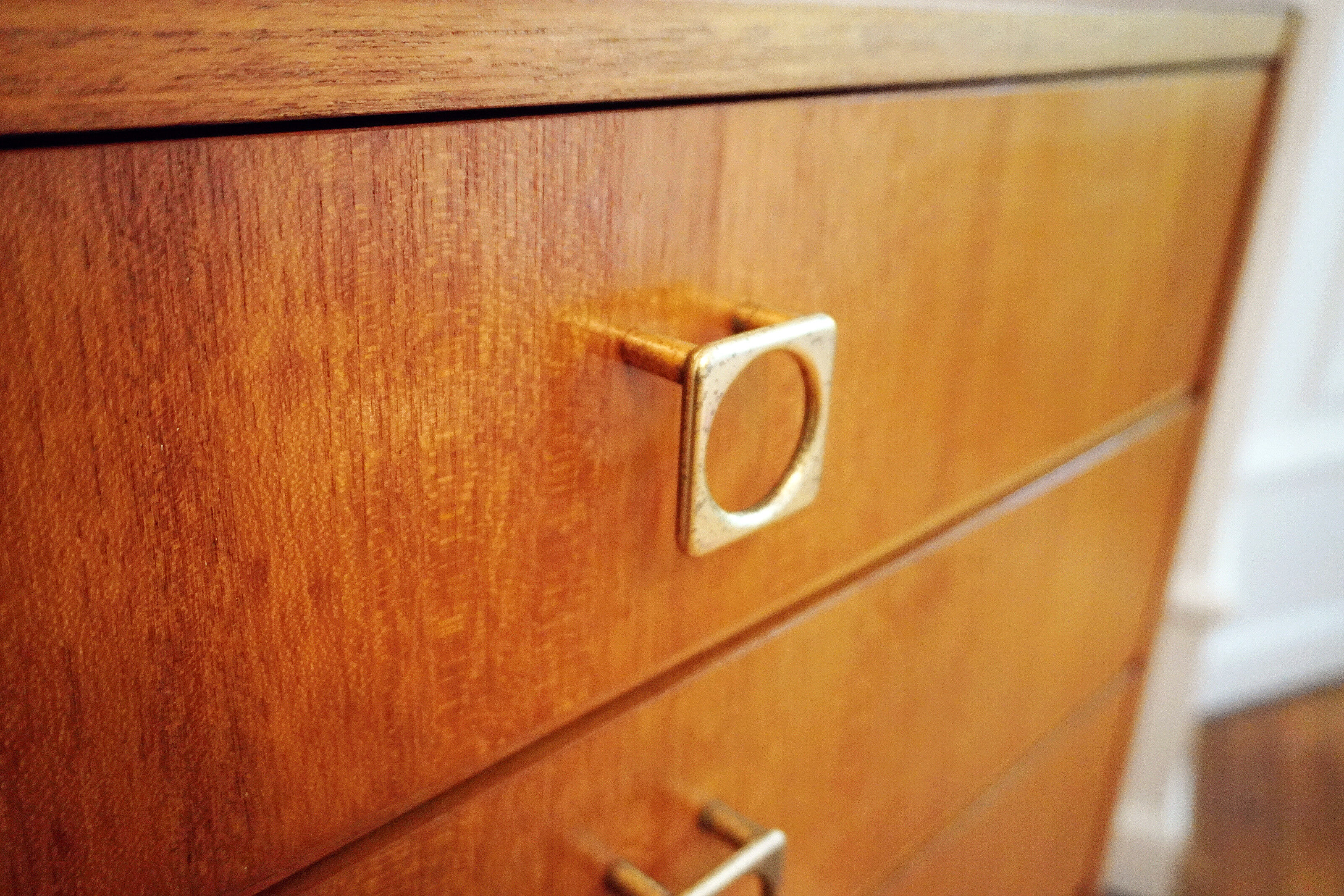 Vintage dresser