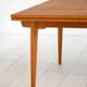 Table à manger extensible modèle “AT 312” par Hans J. Wegner