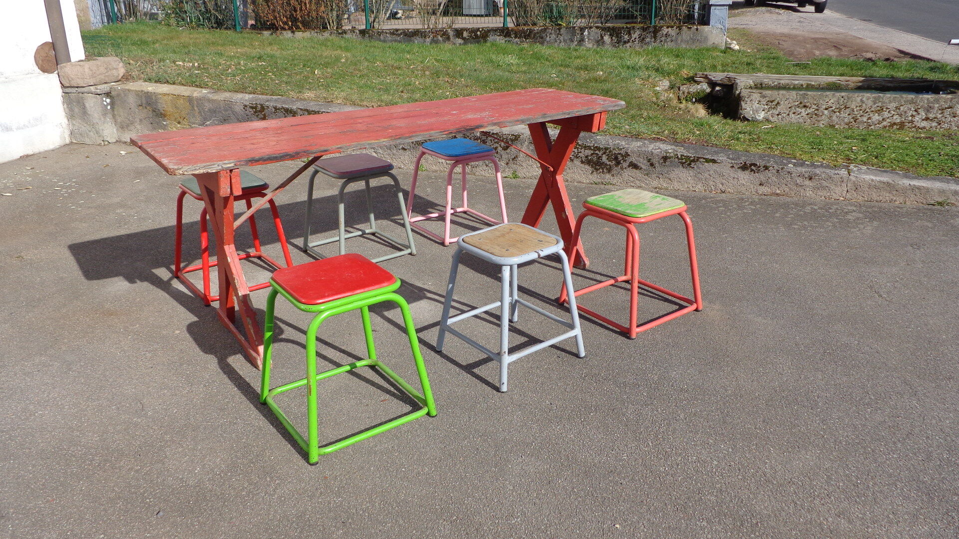 Brewery table and 6 stools