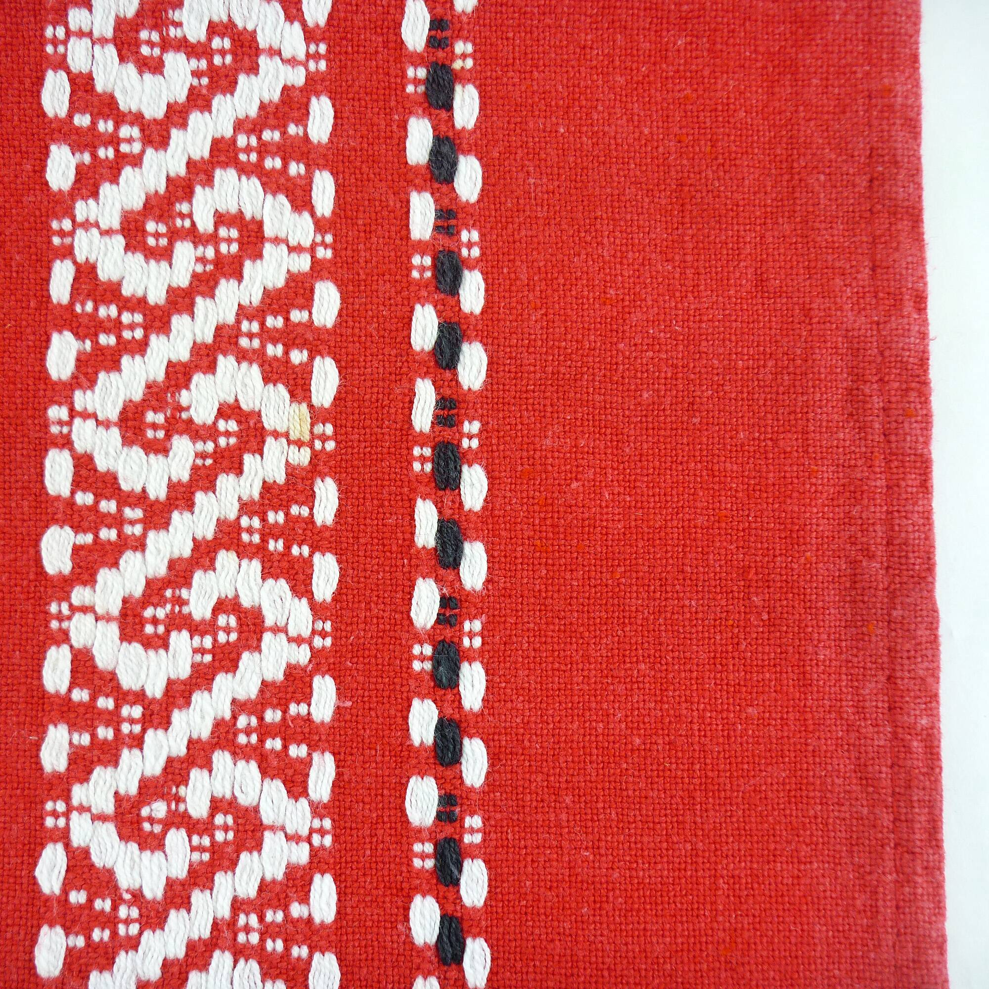 11 red cotton napkins - embroidered Basque style