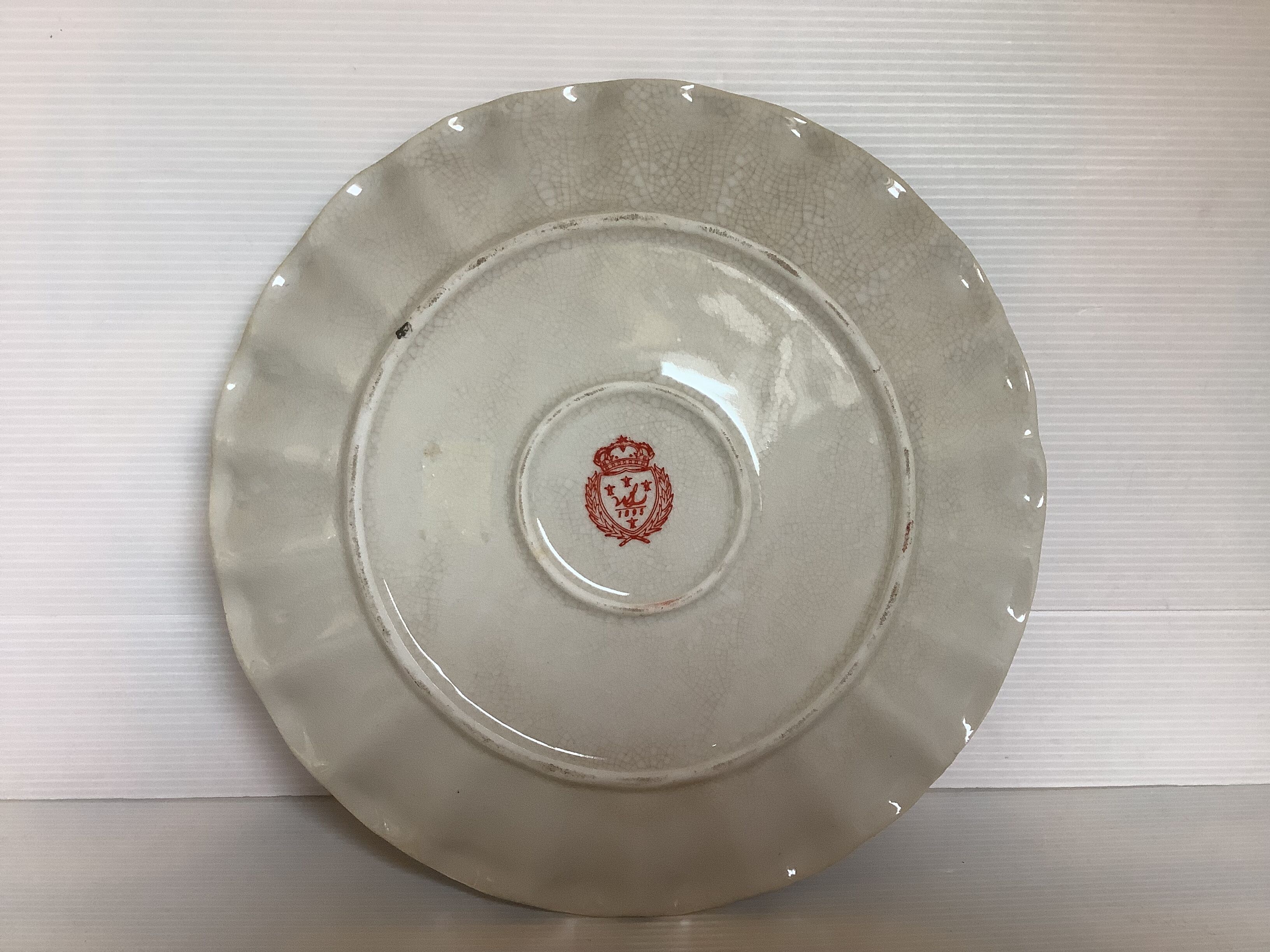 Plate style cloisonné enamels longwy serrated edge