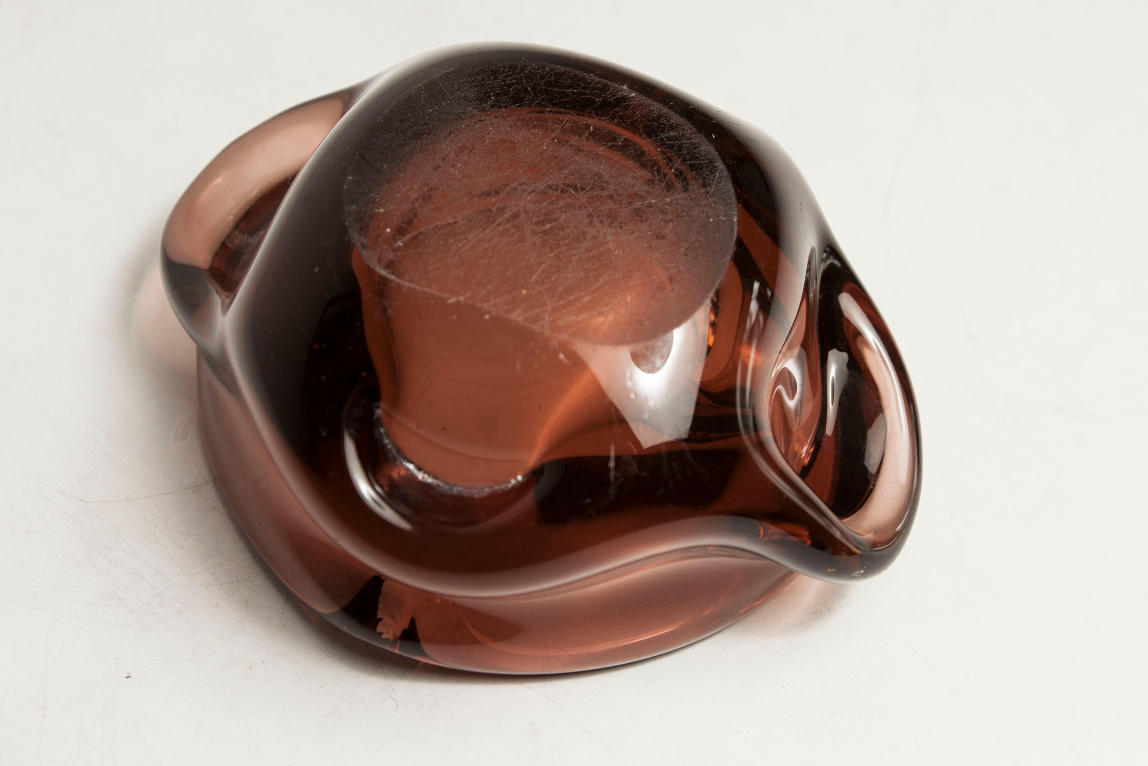 Cendrier Murano rond forme atypique violet rose 1950