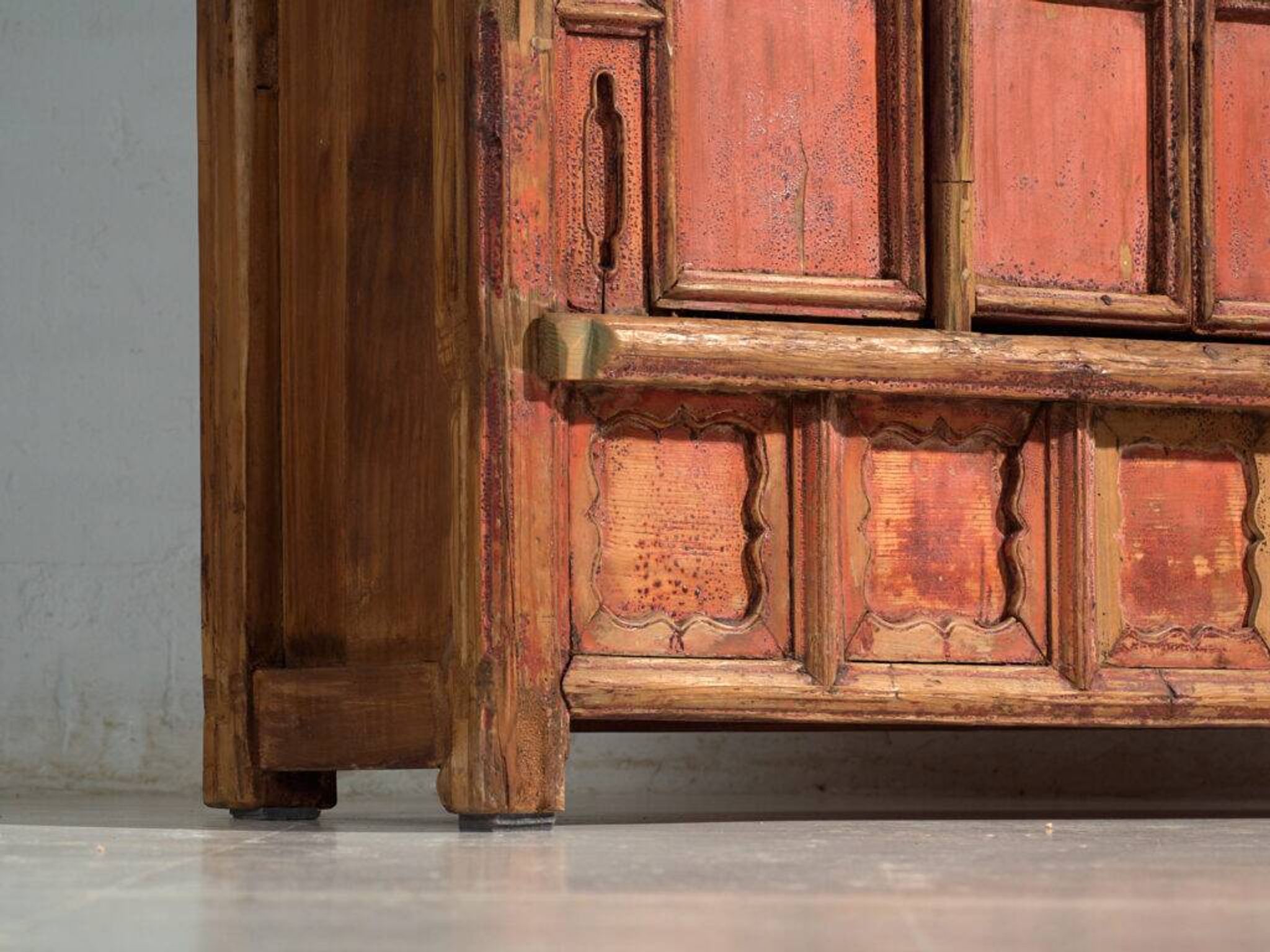 Shanxi buffet in original red paint with four drawers – China, circa 1930