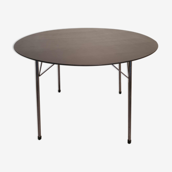 Table a manger Arne Jacobsen modele 3600