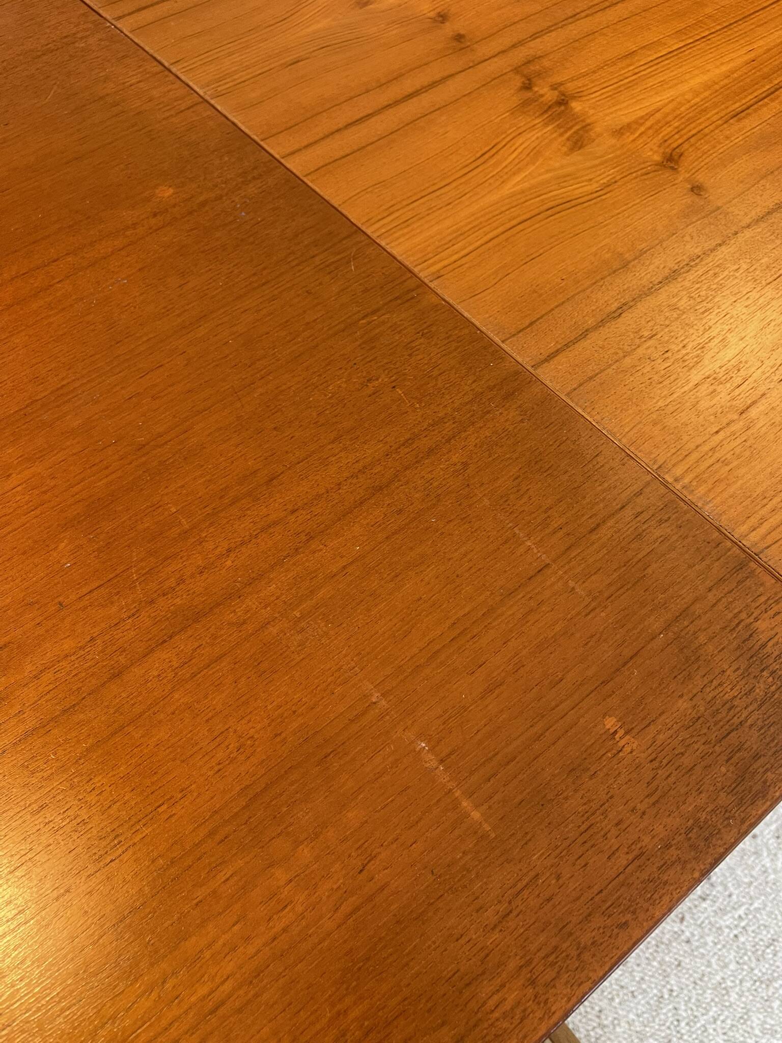 Table scandinave en teck 1960