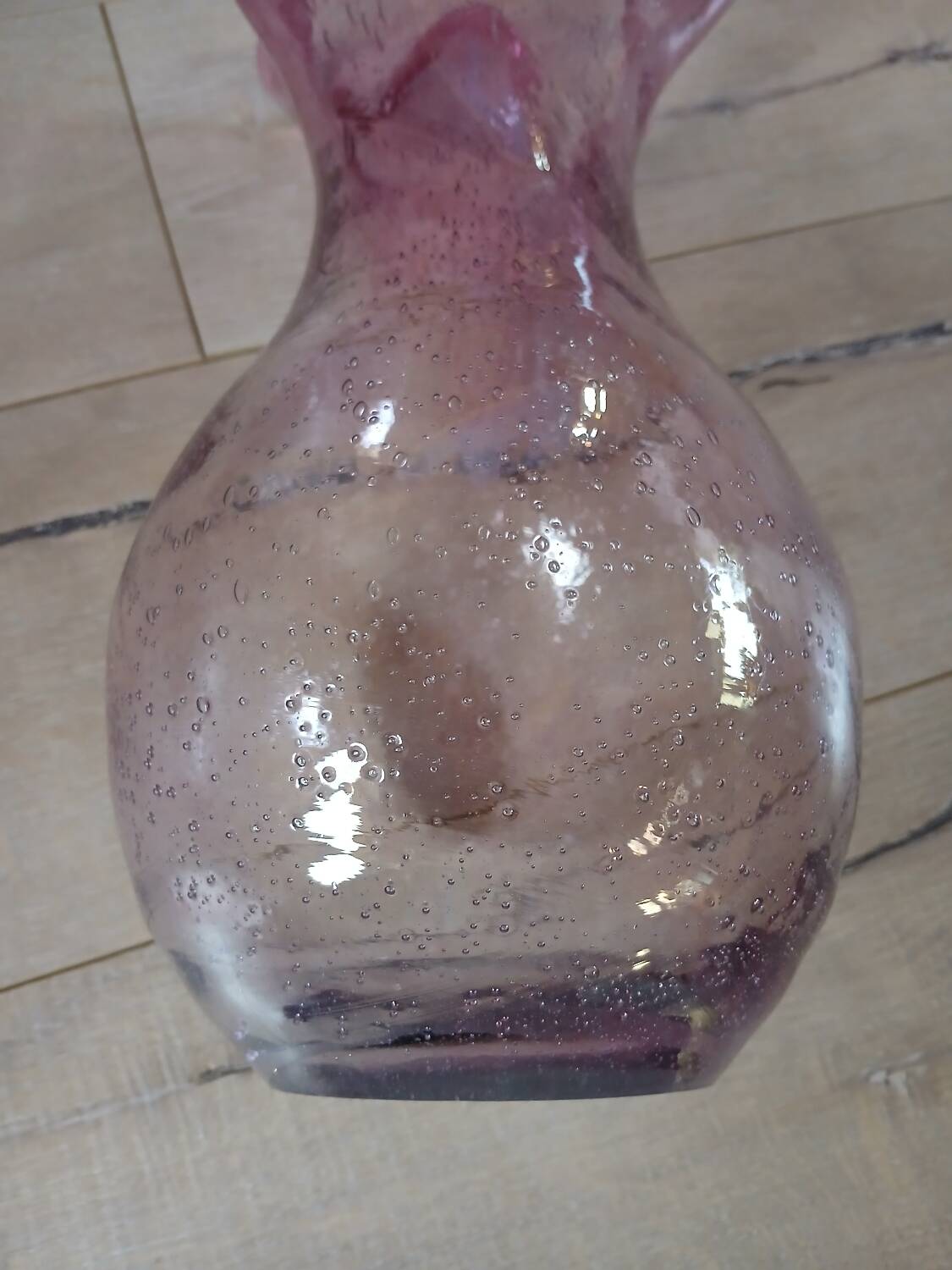 Pink bubble glass corolla vase