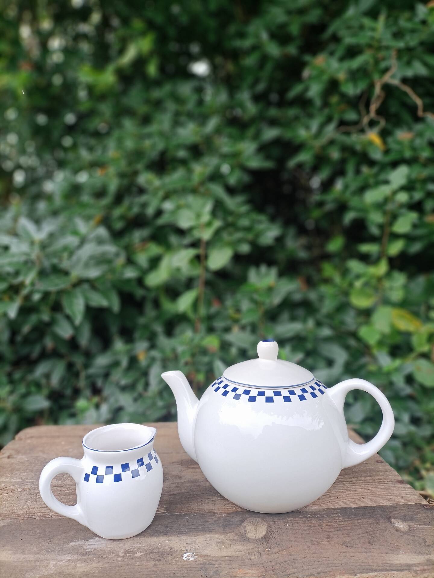 Retro Brass Teapot and Milk Jug Set, Country Style 💐