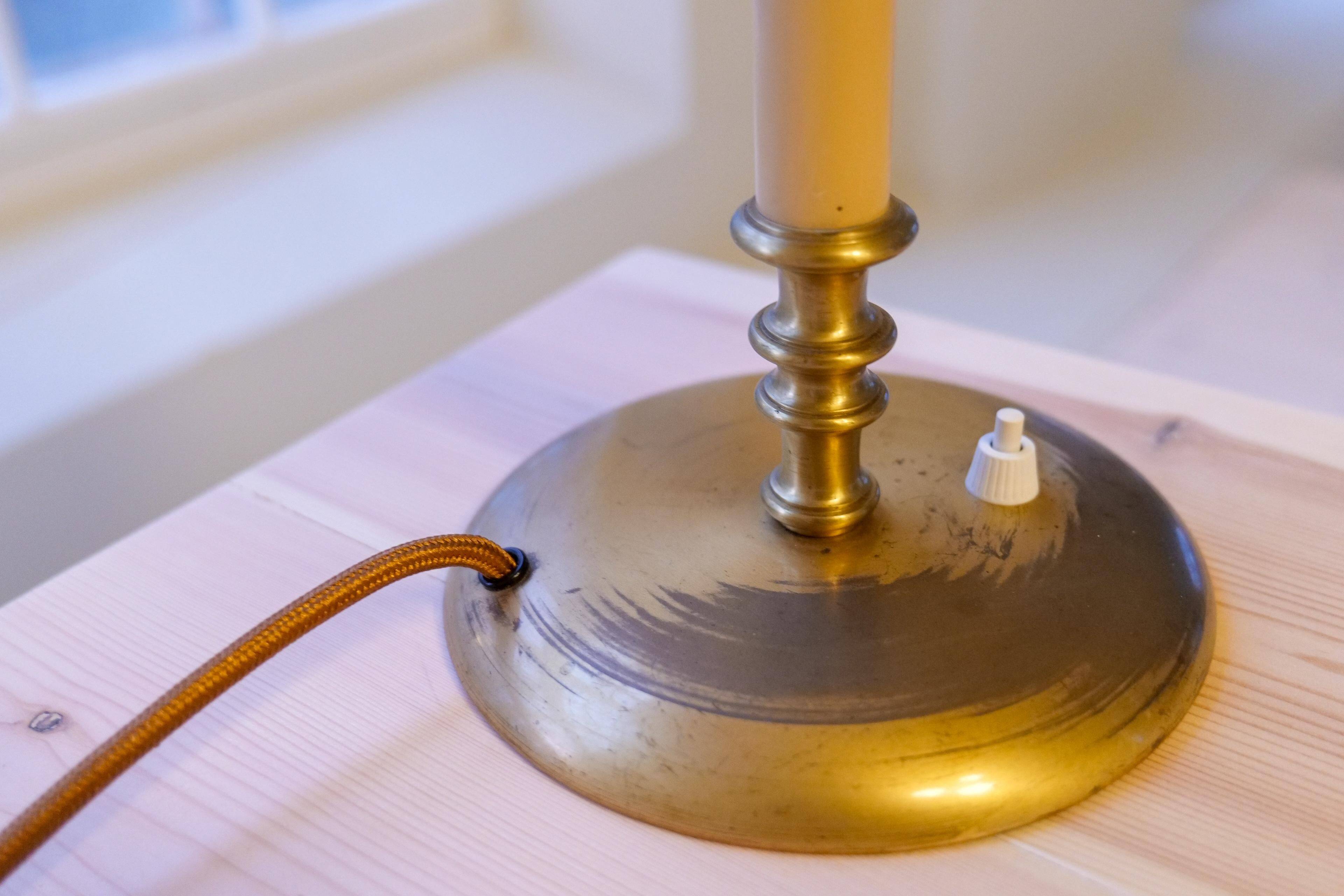 Art Deco table lamp from Nordiska Kompaniet, made in Sweden, 1940s.