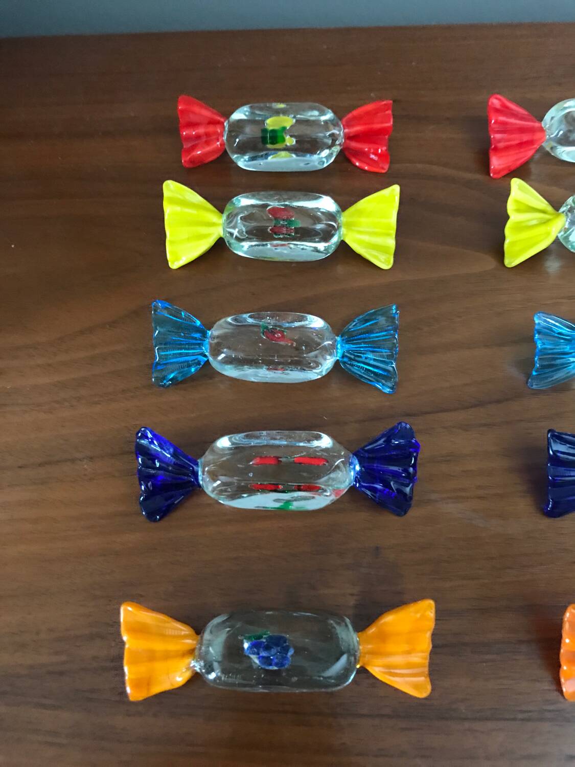 Lot de dix portes couteaux en verre murano