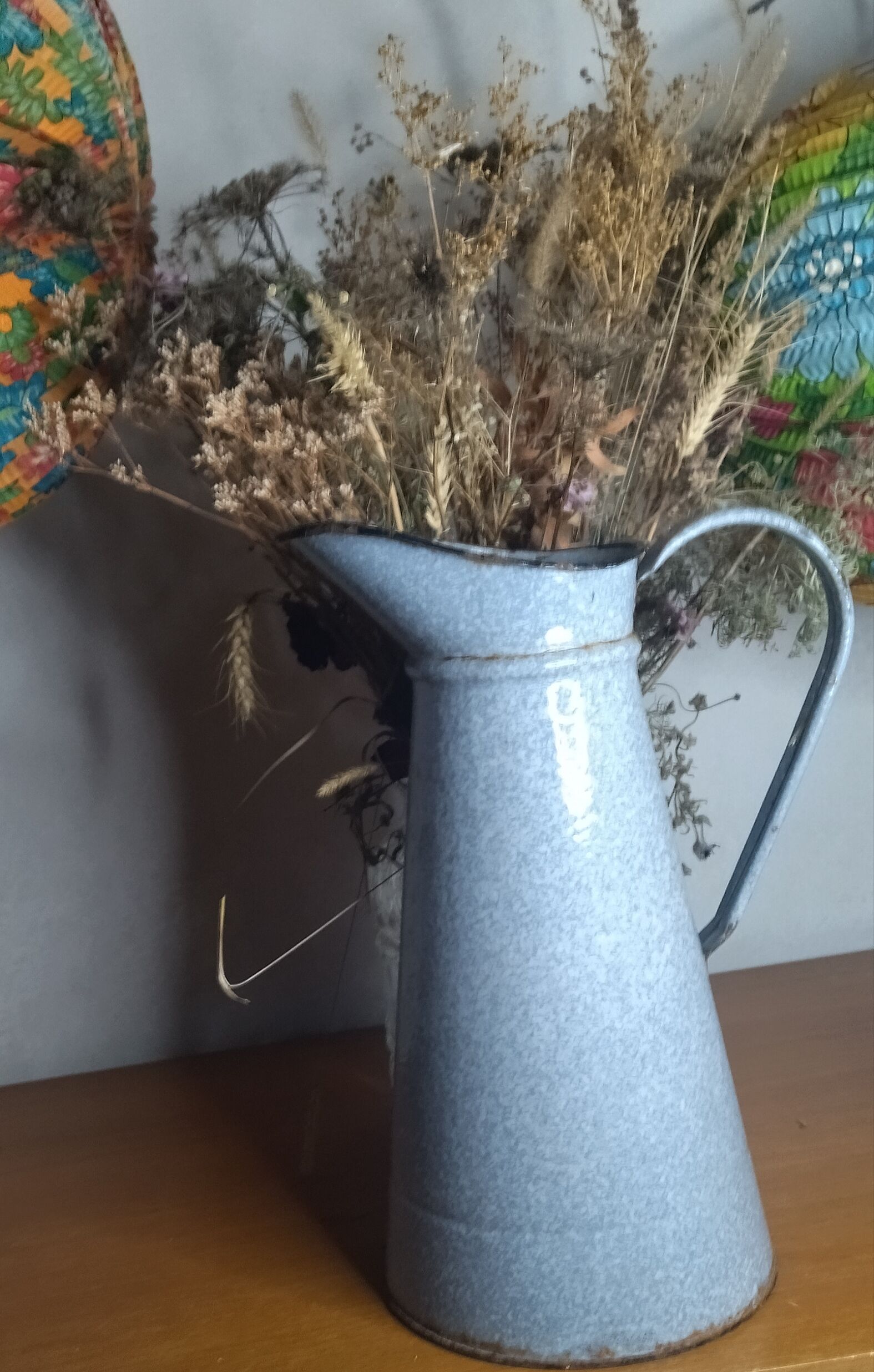 Enamelled sheet metal pitcher