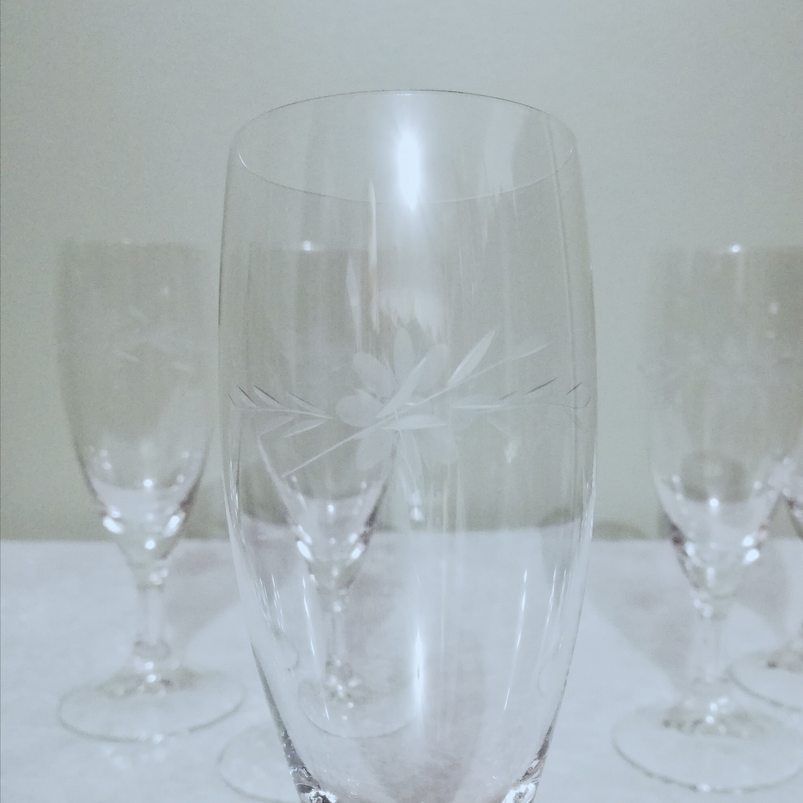5 crystal champagne flutes
