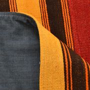 Tapis kilim ethnique turc rouge et orange, 173 x 225 cm
