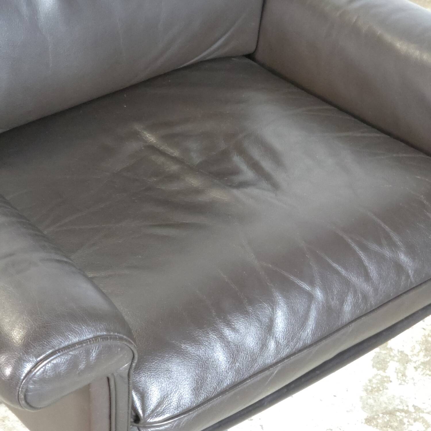 Vintage 1960s De Sede DS-31 leather lounge chair