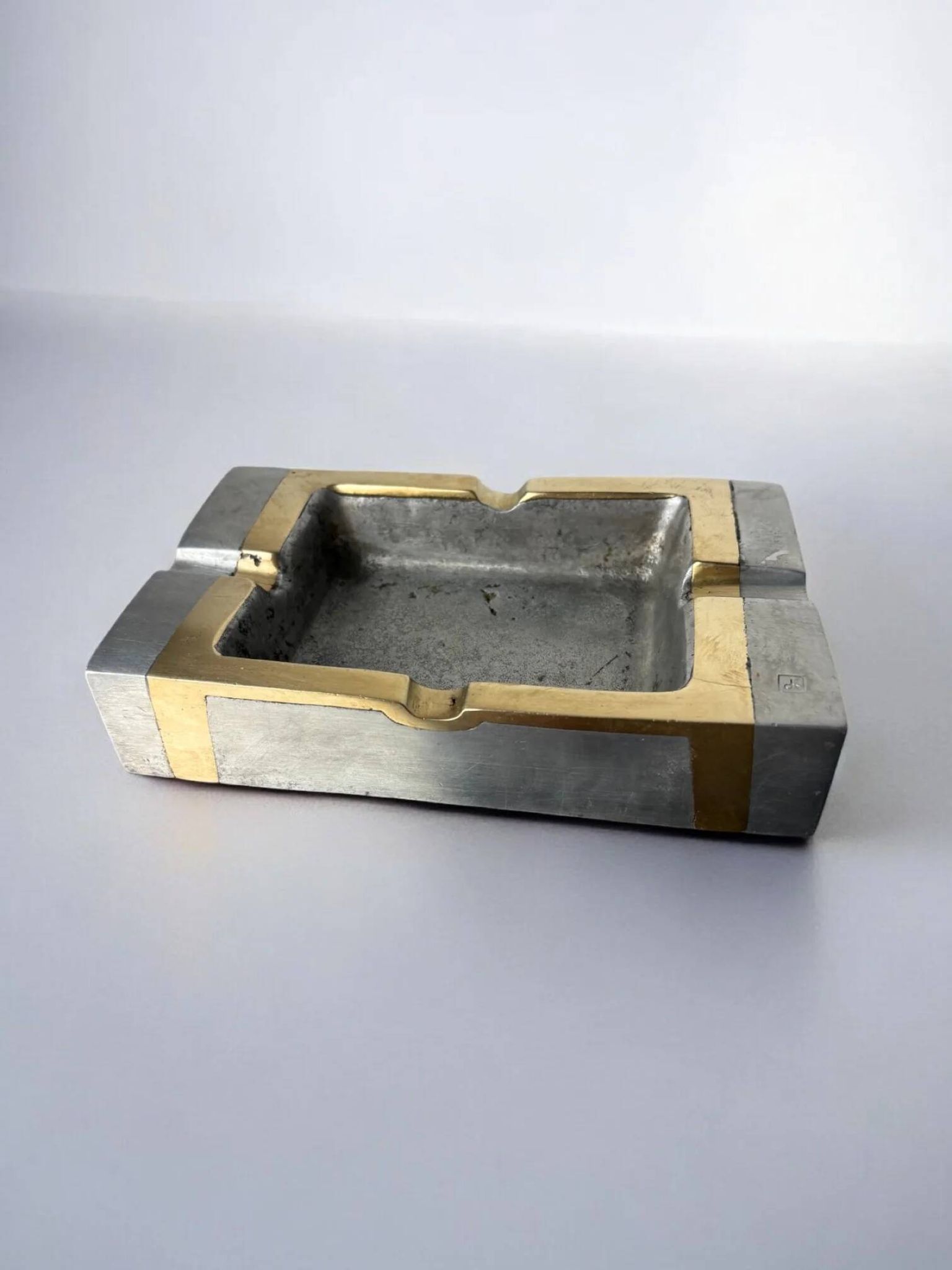 Brutalist ashtray by David Marshall in bronze, 1970s