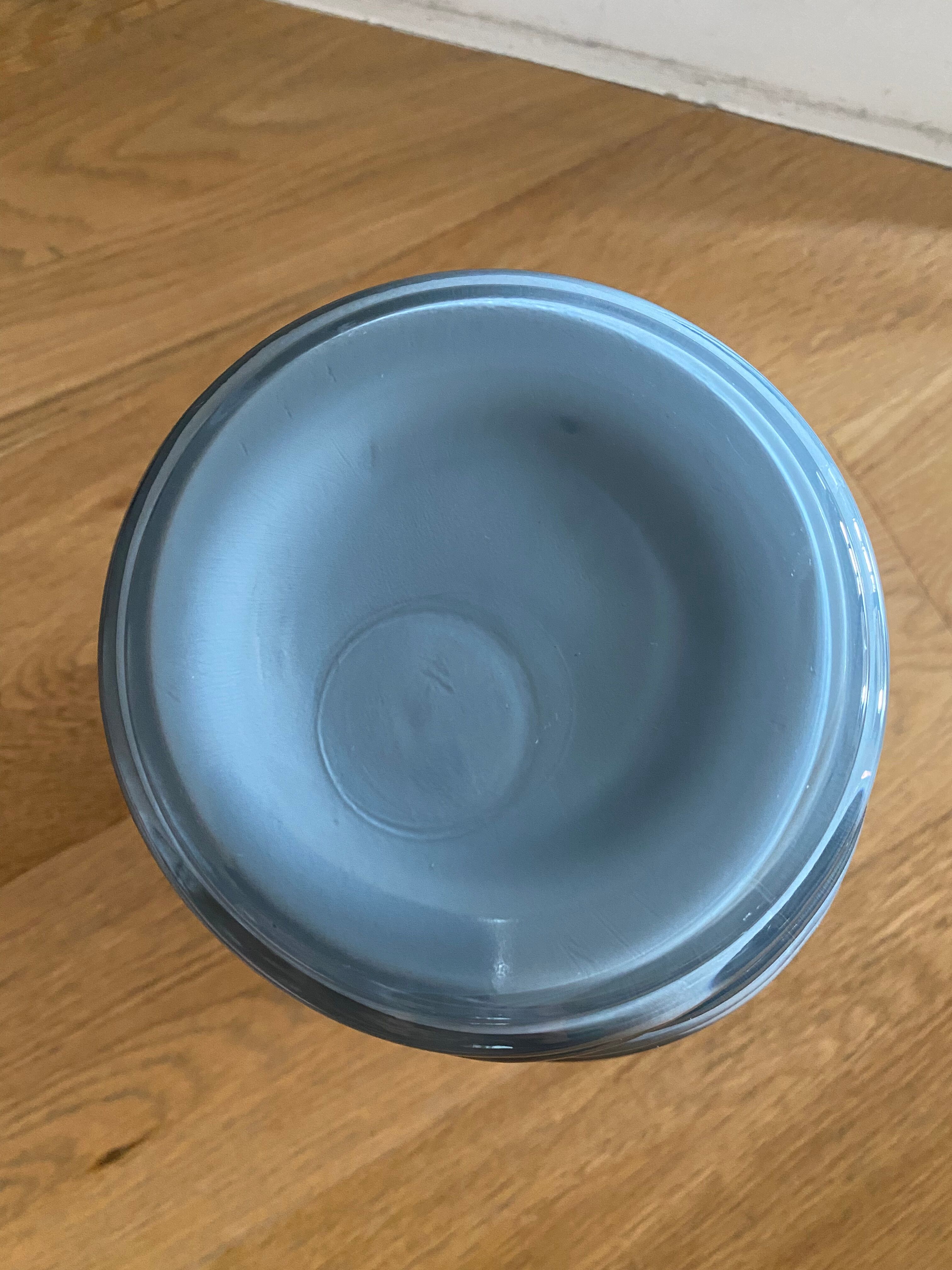 Vase  art déco en verre gris Anchor Hocking