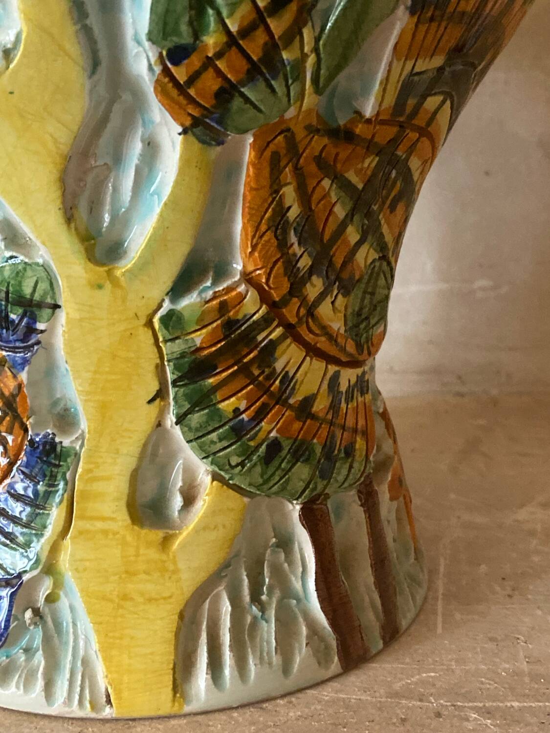 Ceramic lamp signed Claude Pruffert – Vallauris, marine decor in relief