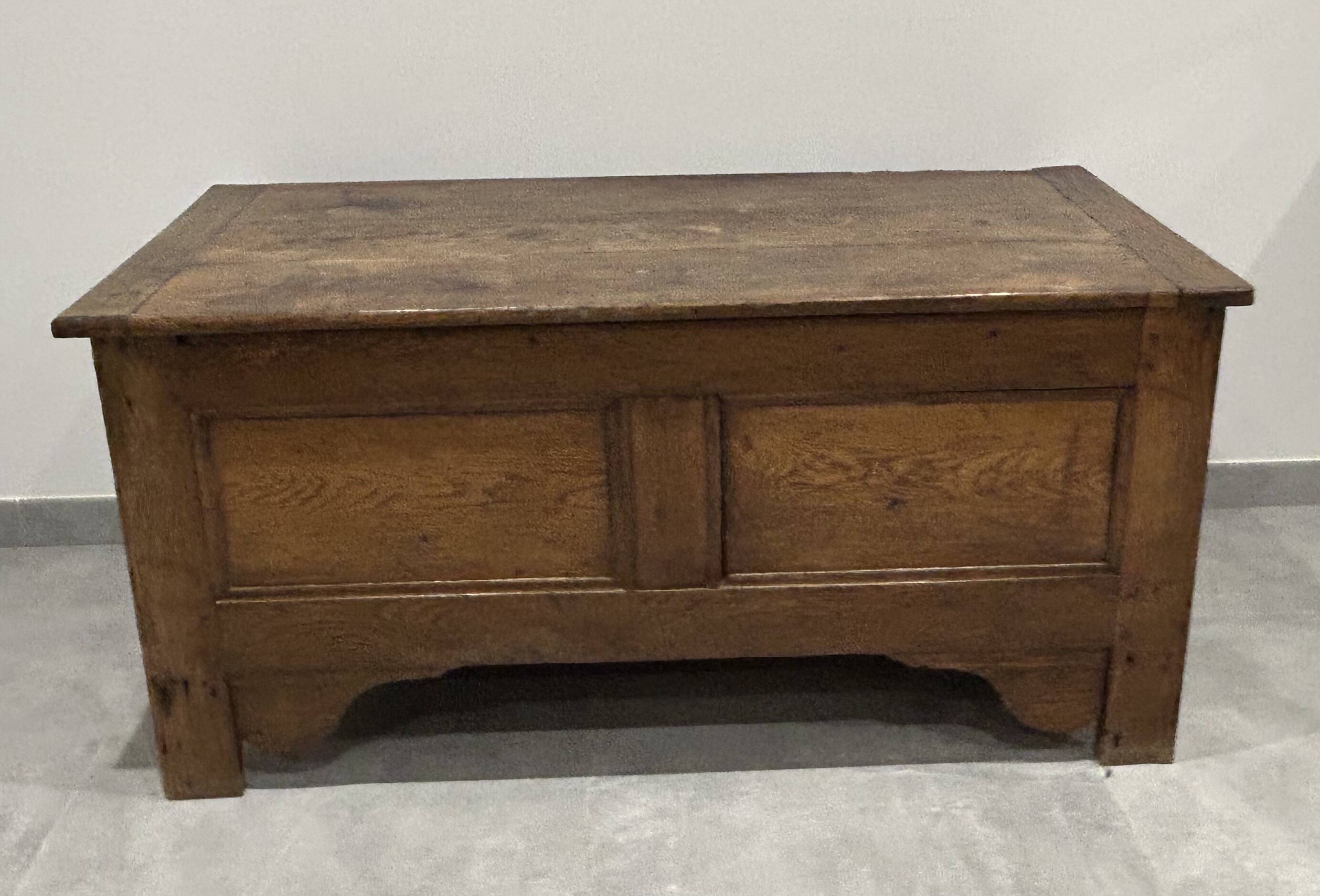 Natural oak wood chest, bedside chest