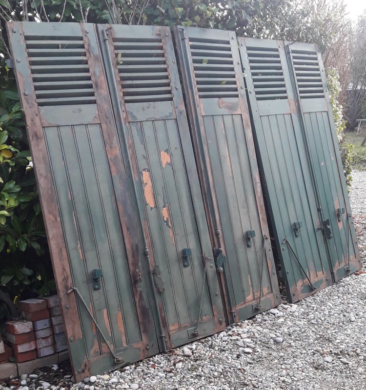 Pair of shutters oak parts with louvers 201,5x106cm