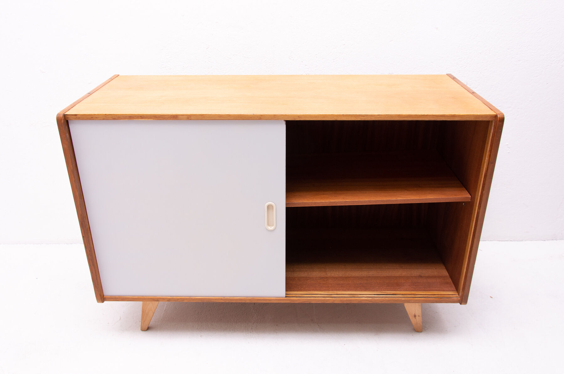 Sideboard No. U-452 by Jiří Jiroutek, 1960, Czechoslovakia