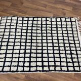 Moroccan rug made of natural wool, handmade, 3x2 m.