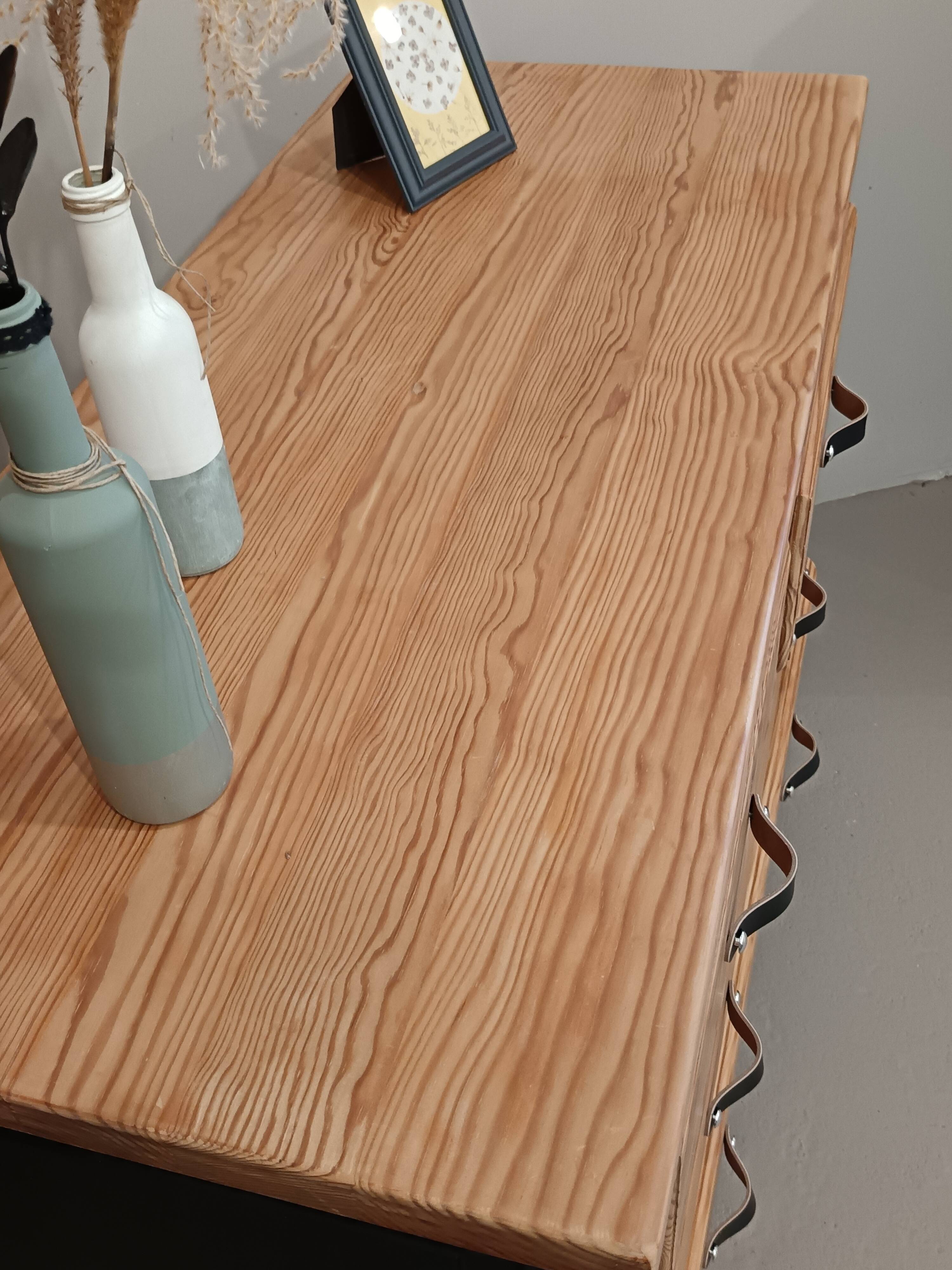 Commode bois massif et noir