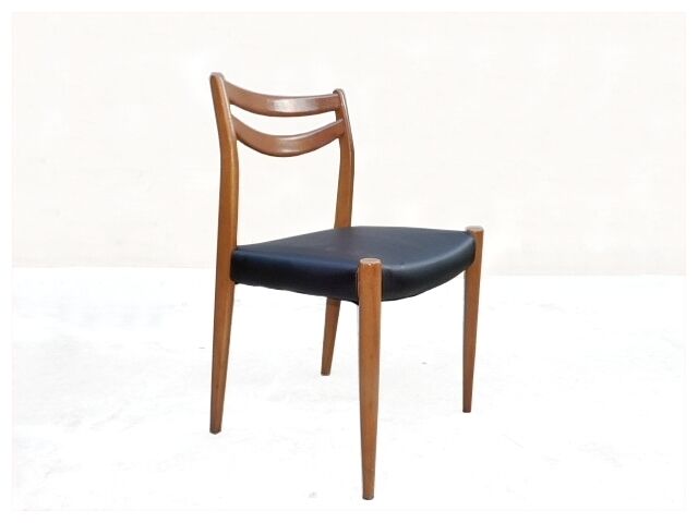 Renovated vintage Scandinavian chairs 1960s