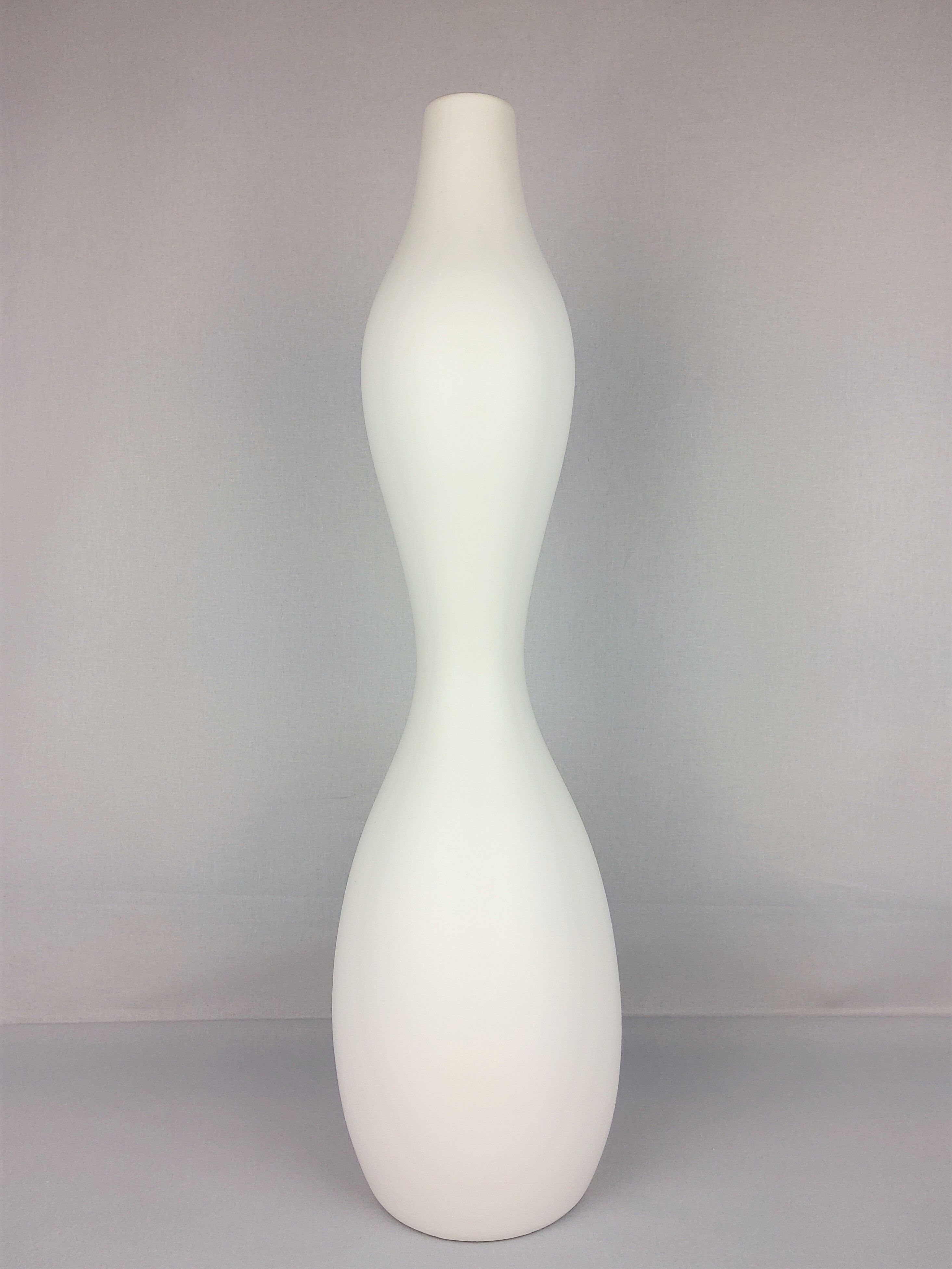 1990 ceramic white vase